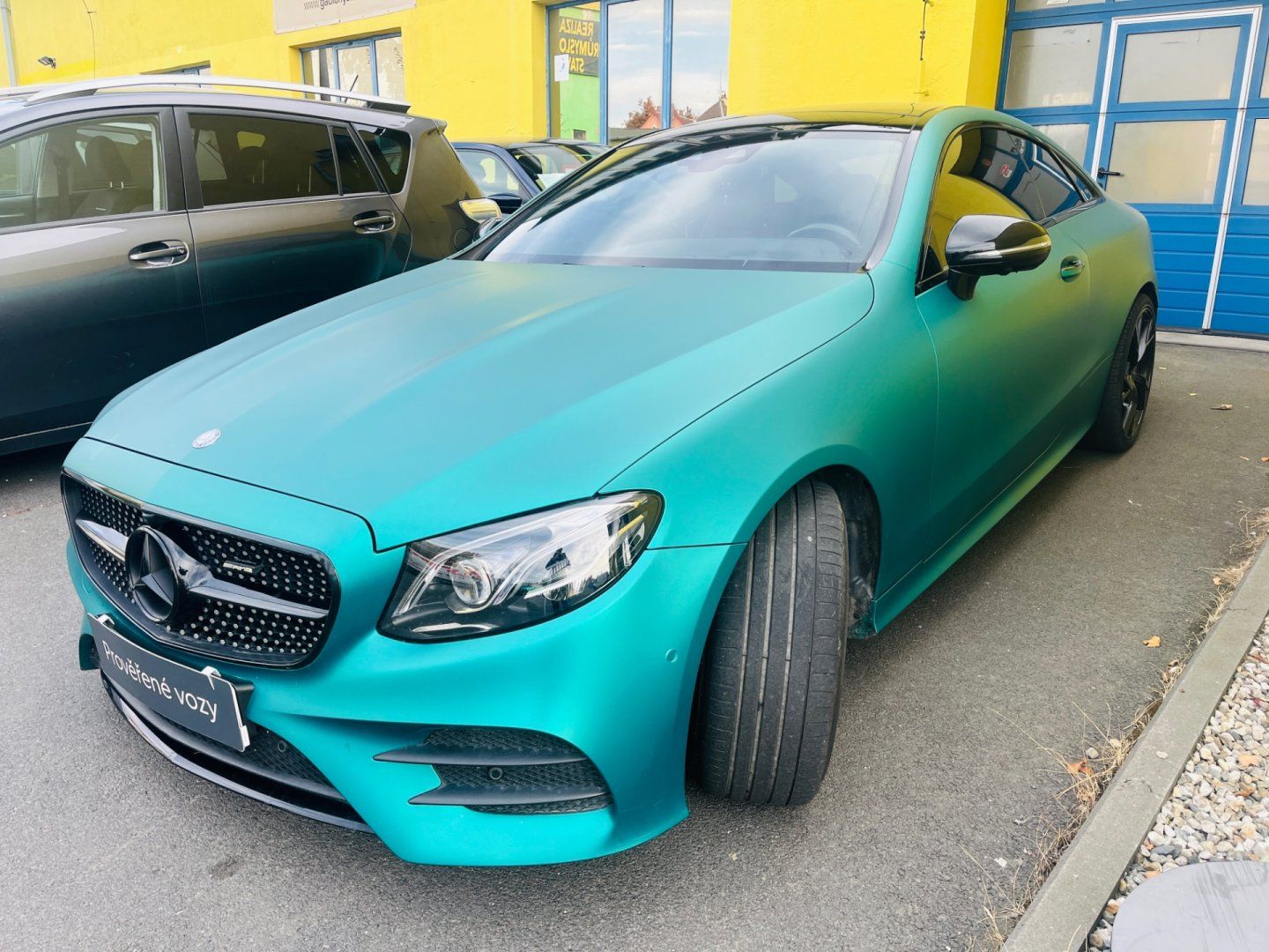 Mercedes-Benz Třídy E, E 220D AMG - fotka 3
