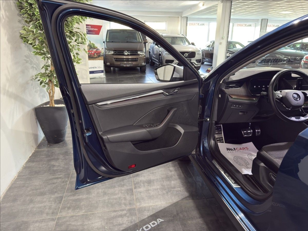 Škoda Octavia, 2,0   TDI SCOUT 4X4 110KW HEAD - fotka 6