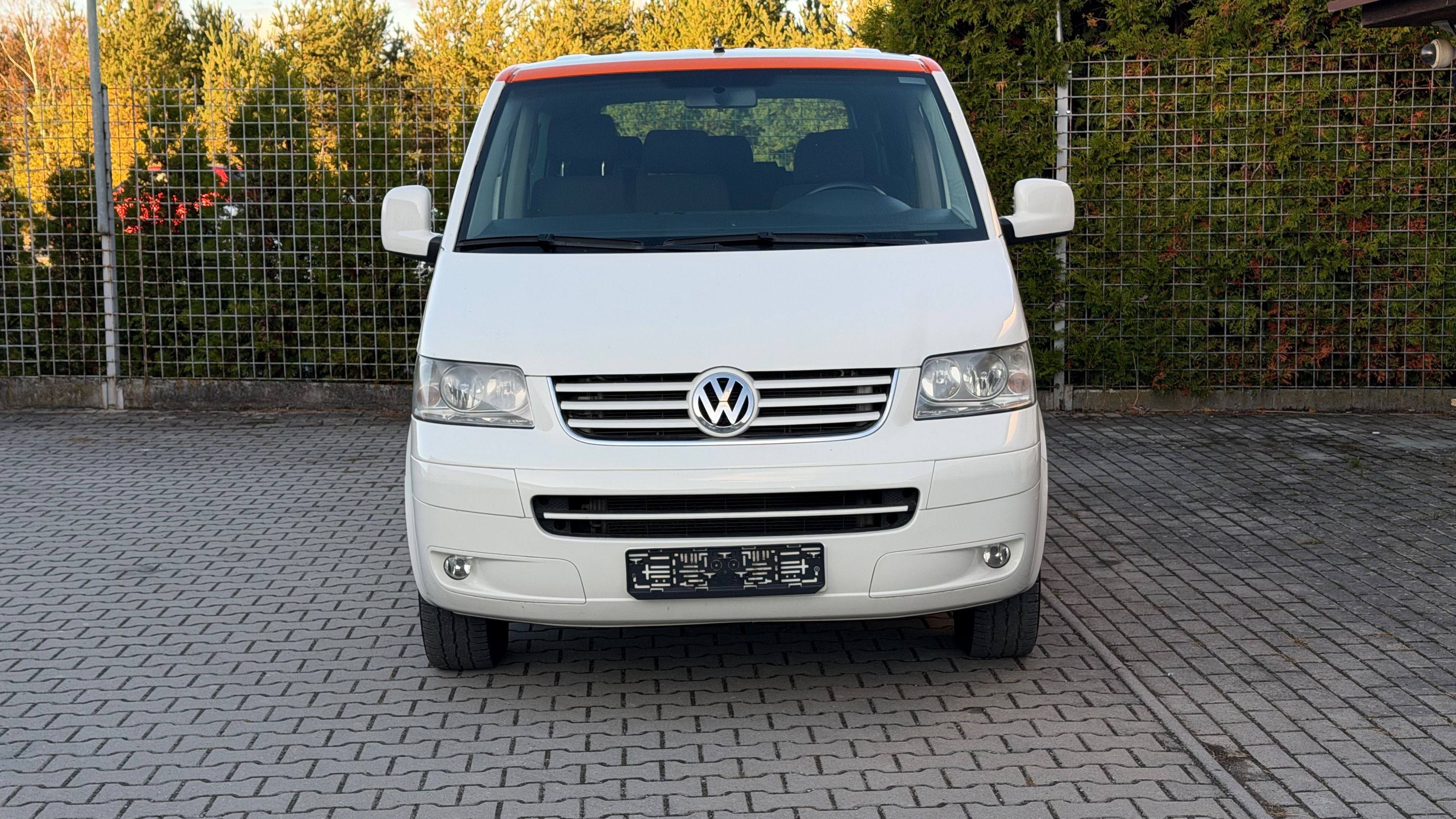 Volkswagen Caravelle, 2.5TDI 96 KW 9mist - fotka 2