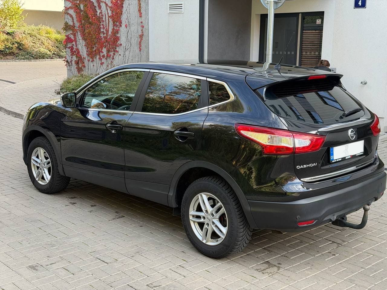 Nissan Qashqai, 96 kW | Automat | Nehavarováno - fotka 4