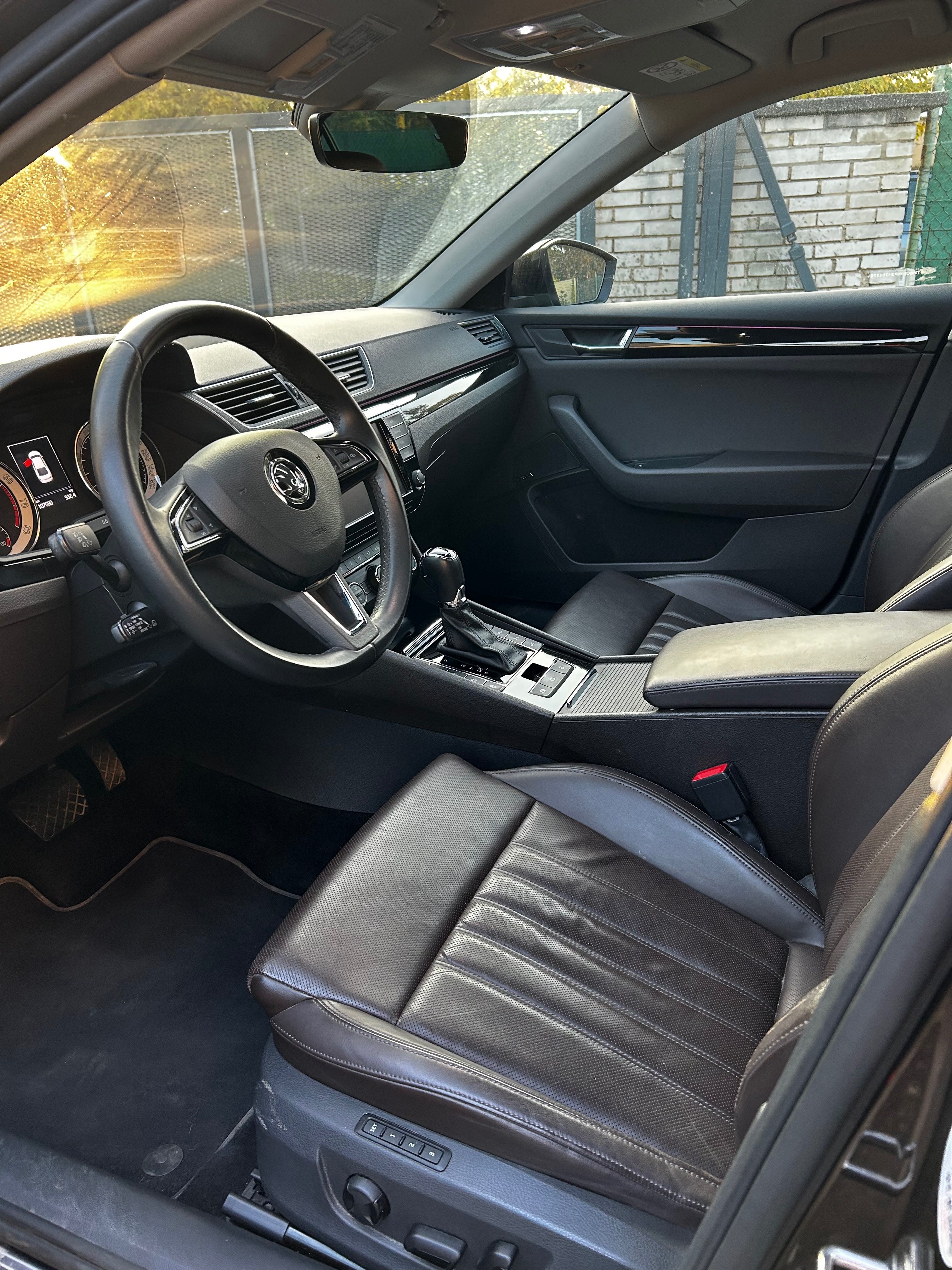 Škoda Superb, 2.0TSi 206Kw 4x4 - fotka 6