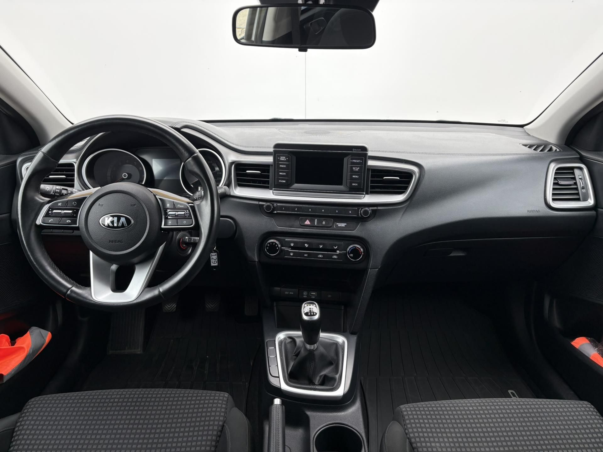 Kia Cee´d, 1.4 CVVT 73kW COOL - fotka 5