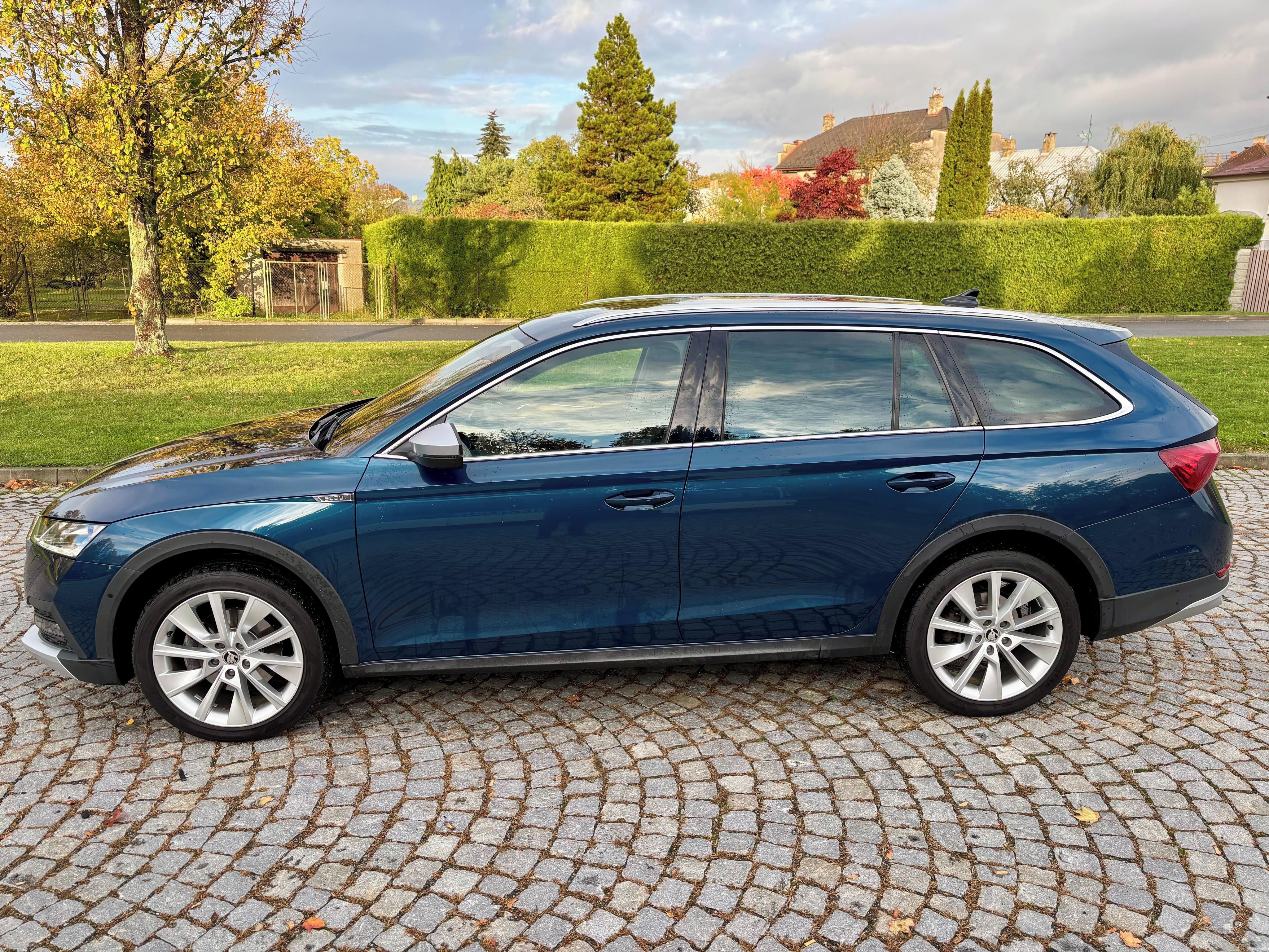 Škoda Octavia, 2.0 TDi 110kw 4x4 DSG SCOUT - fotka 2