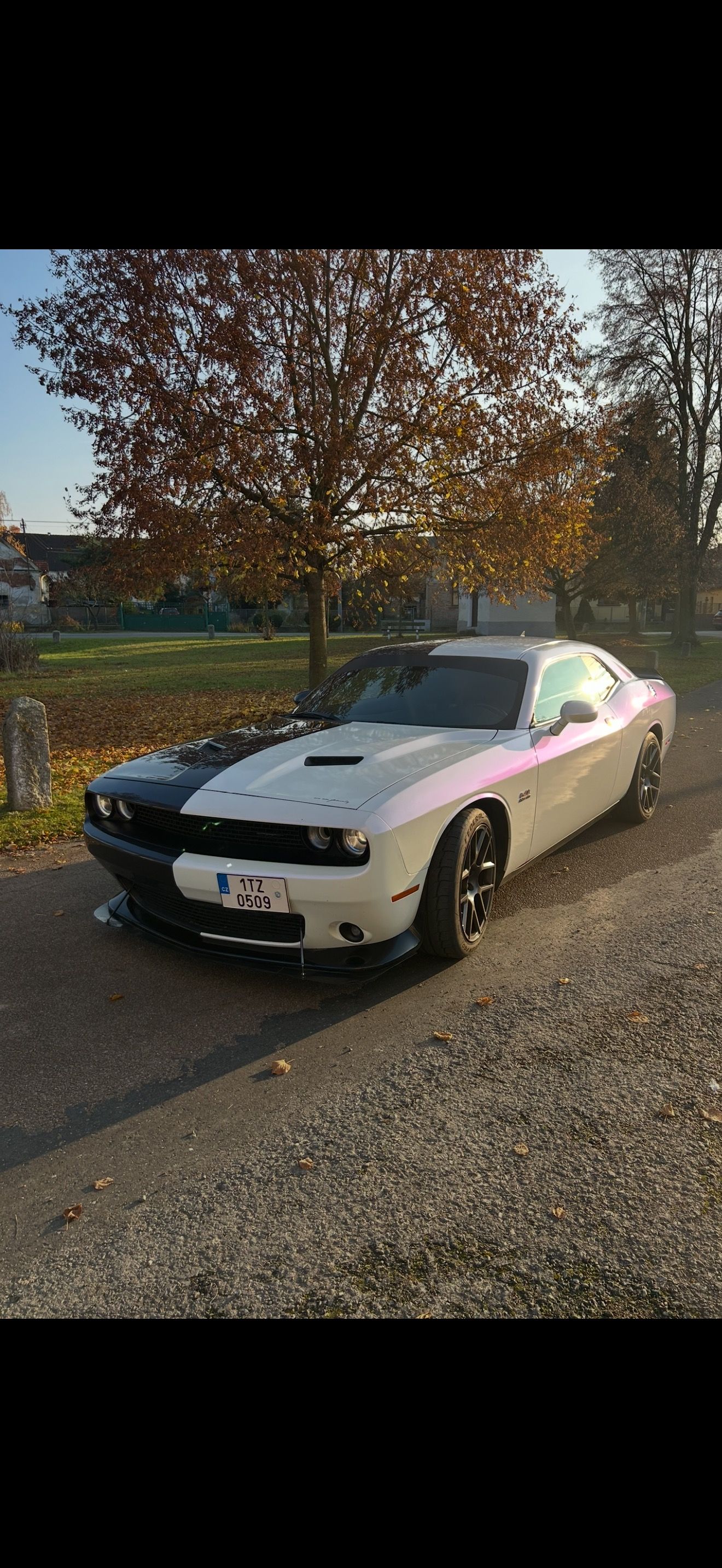Dodge Challenger, Dodge Challenger SRT 6.4