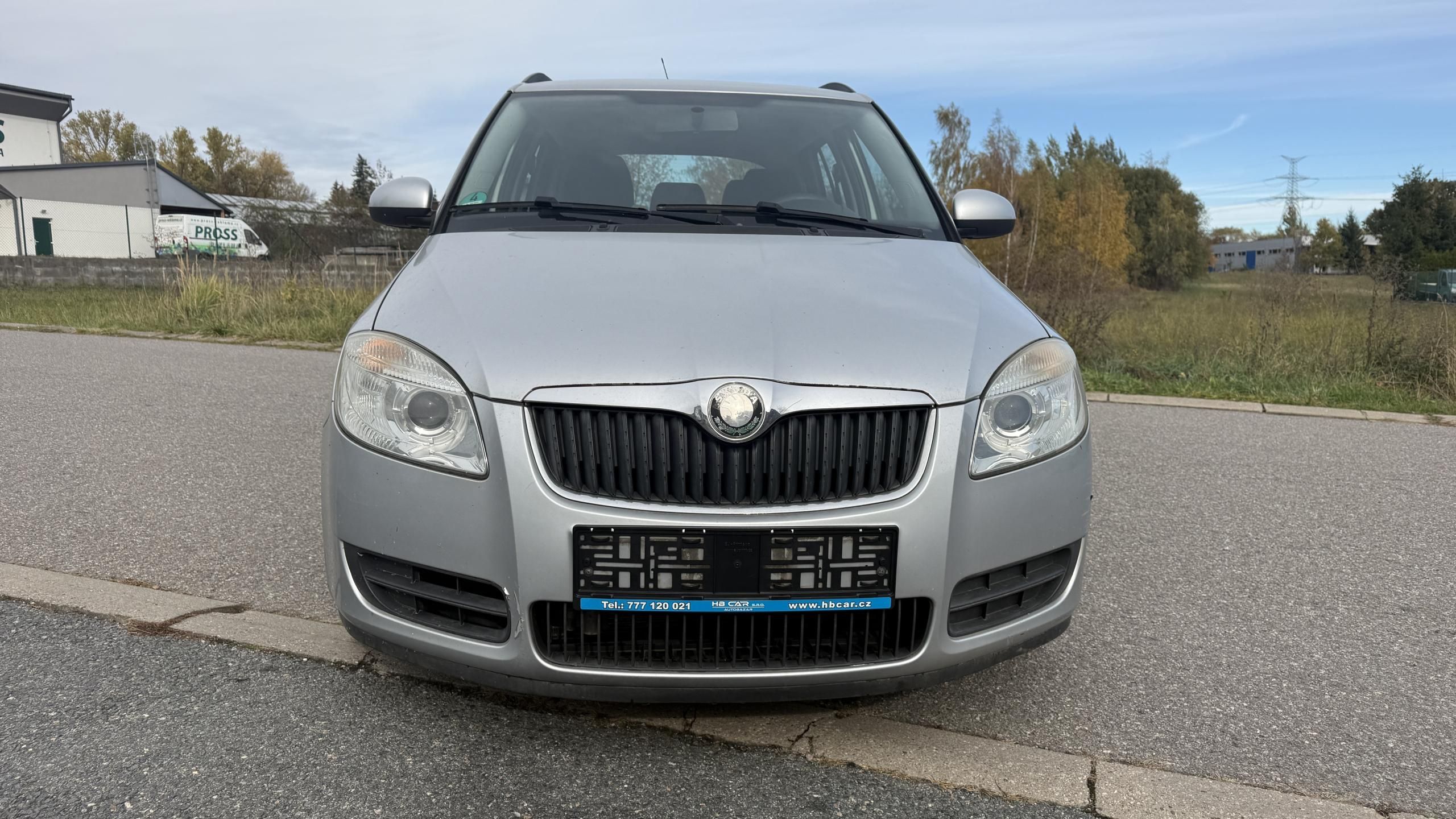 Škoda Fabia, 1.4 16V 63KW 115 TIS KM KLIMA - fotka 3