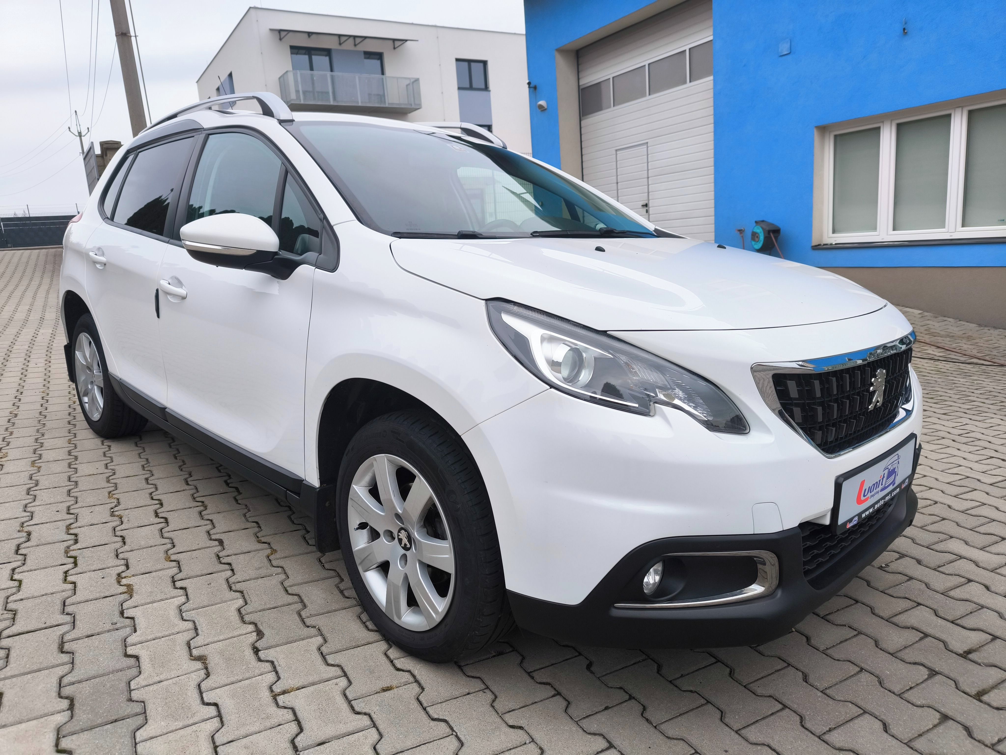 Peugeot 2008, 1.6 HDI - fotka 3