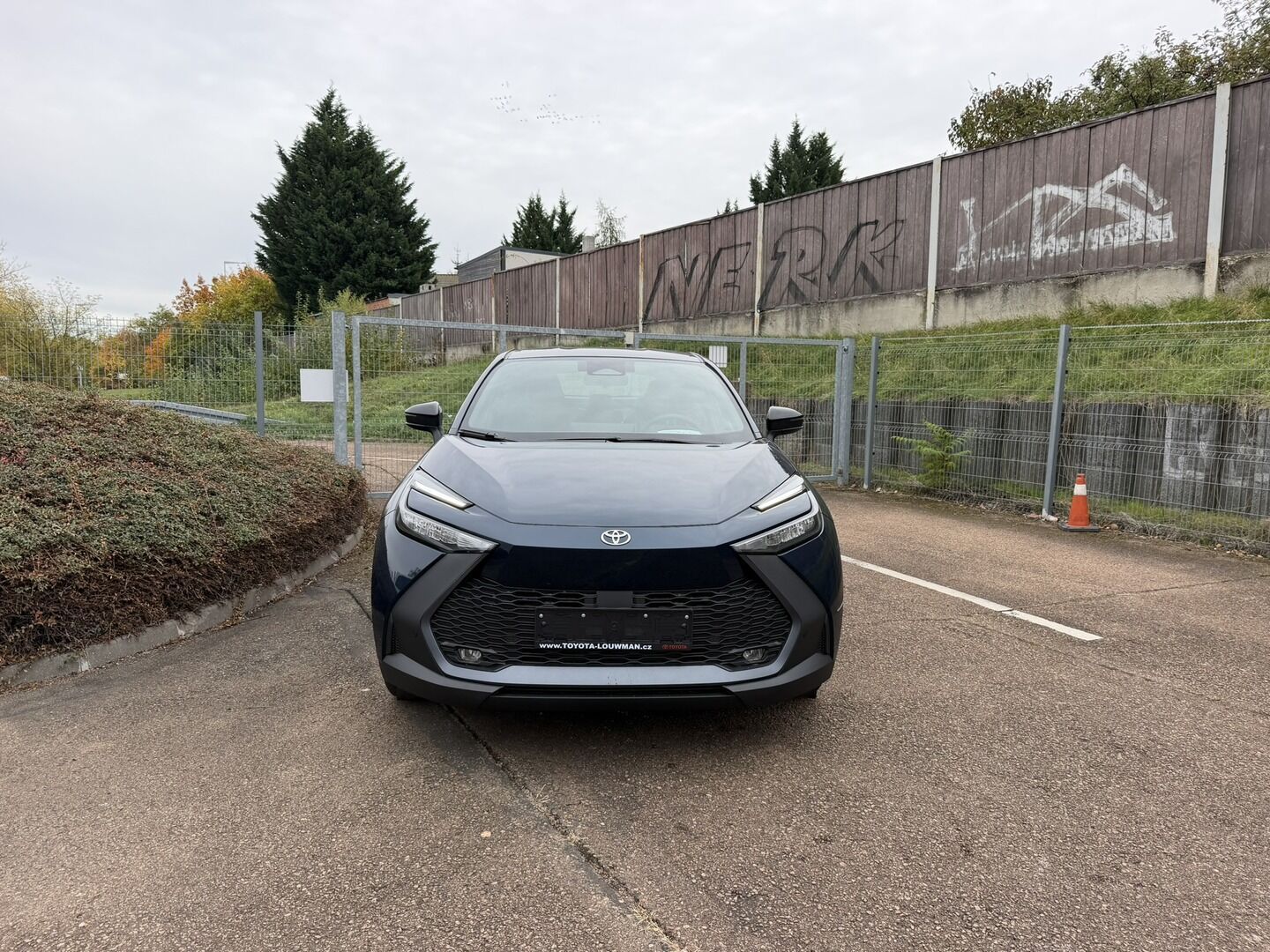 Toyota C-HR, 1.8. HEV Comfort Business - - fotka 2