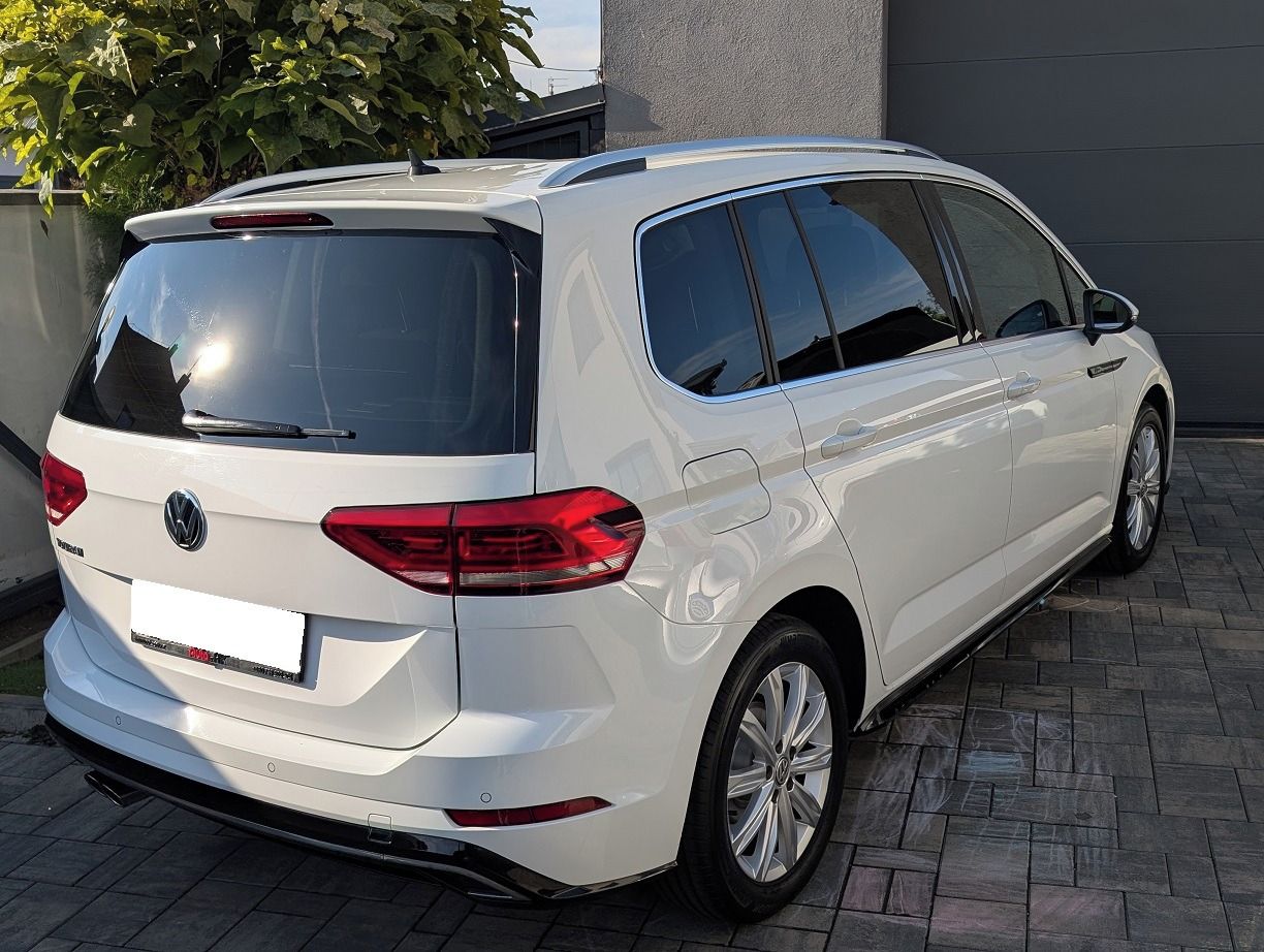 Volkswagen Touran, R-LINE HIGHLINE,NEHAVAR.NELAK. - fotka 2