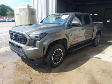 Toyota Tacoma, Auto na cestě