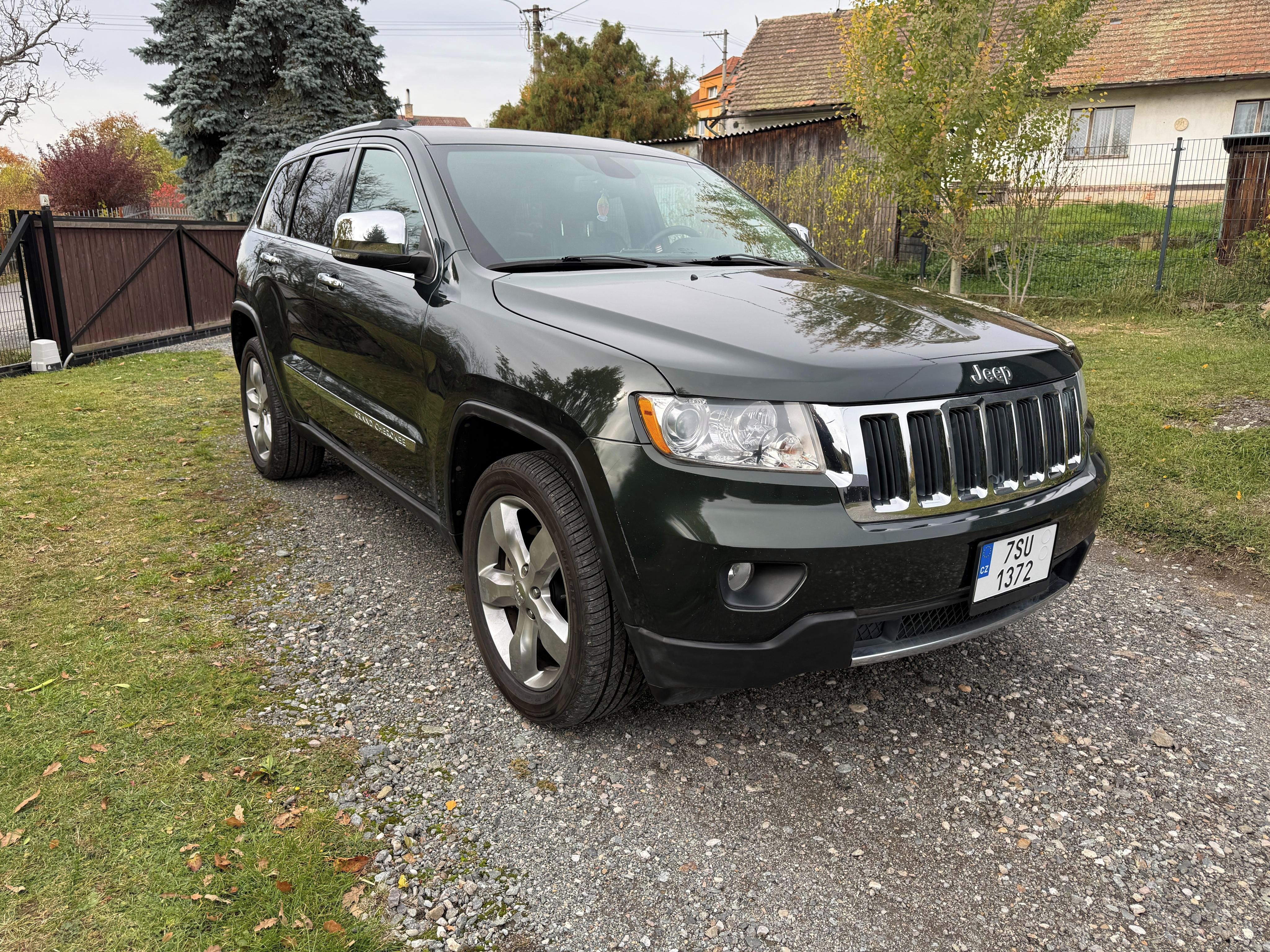 Jeep Grand Cherokee, Limited 5.7 v8 HEMI - fotka 3