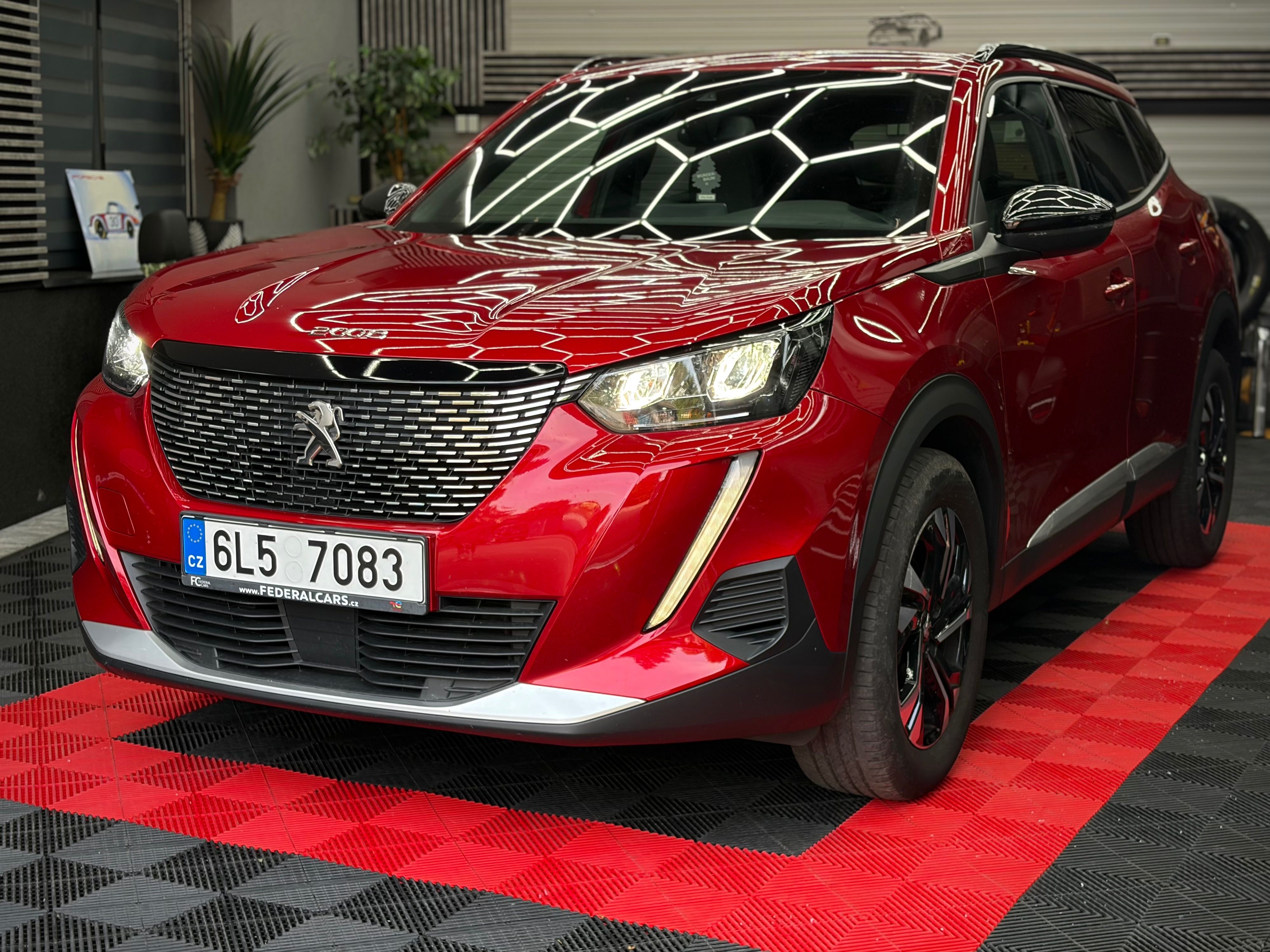Peugeot 2008, automat, 1.2 96kW