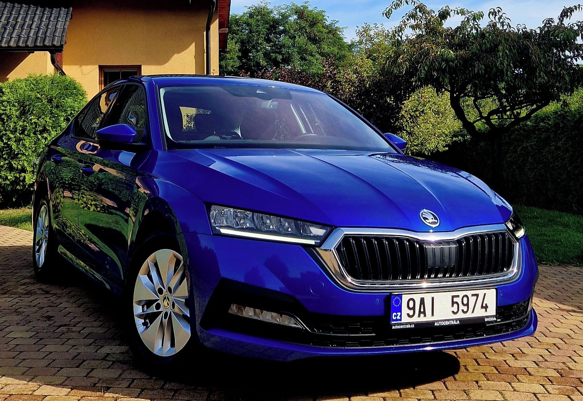 Škoda Octavia, 2.0 TDi 85kw DSG KEYLESS, Kame - fotka 4