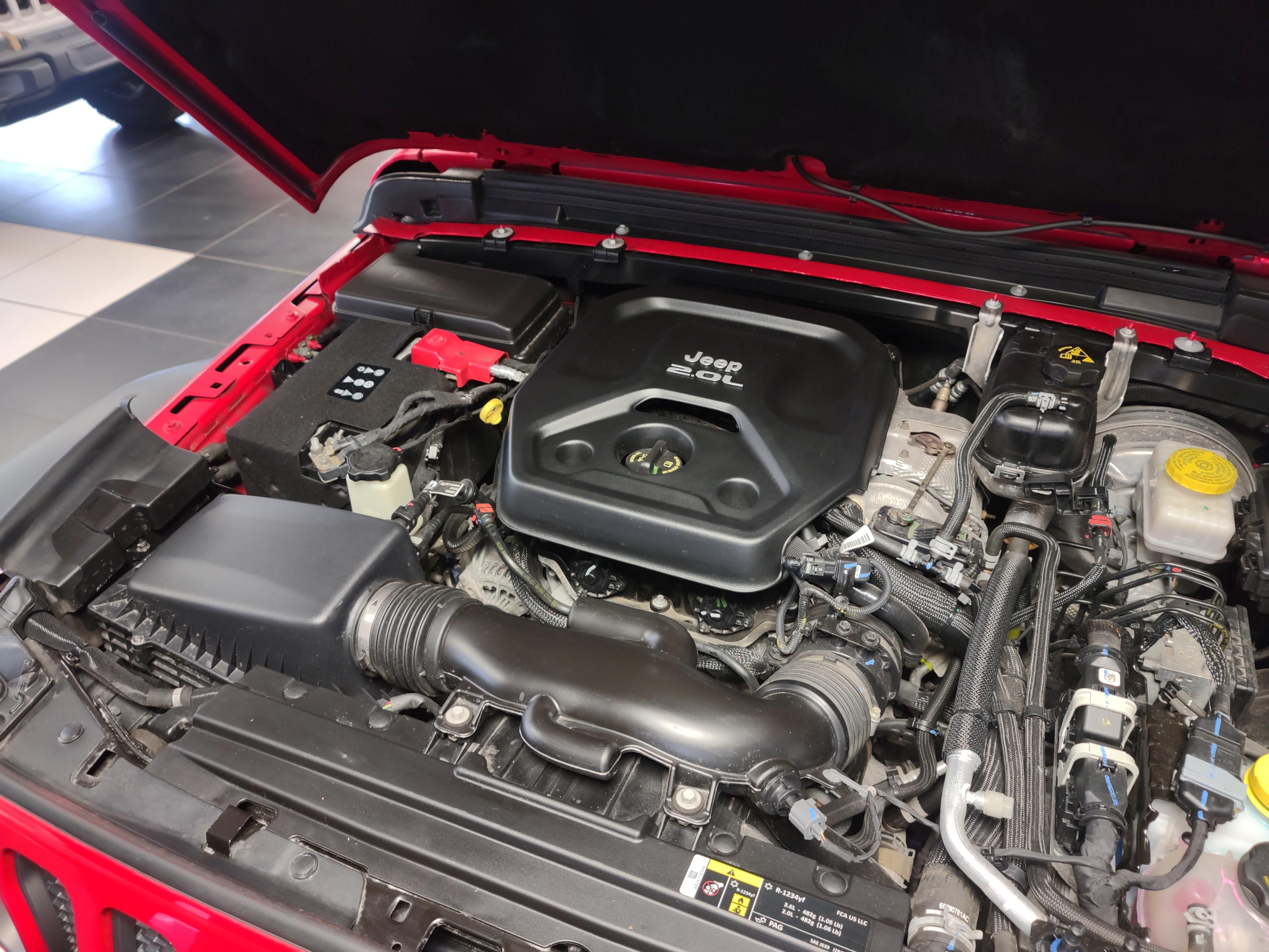 Jeep Wrangler, 2,0 TURBO - fotka 3