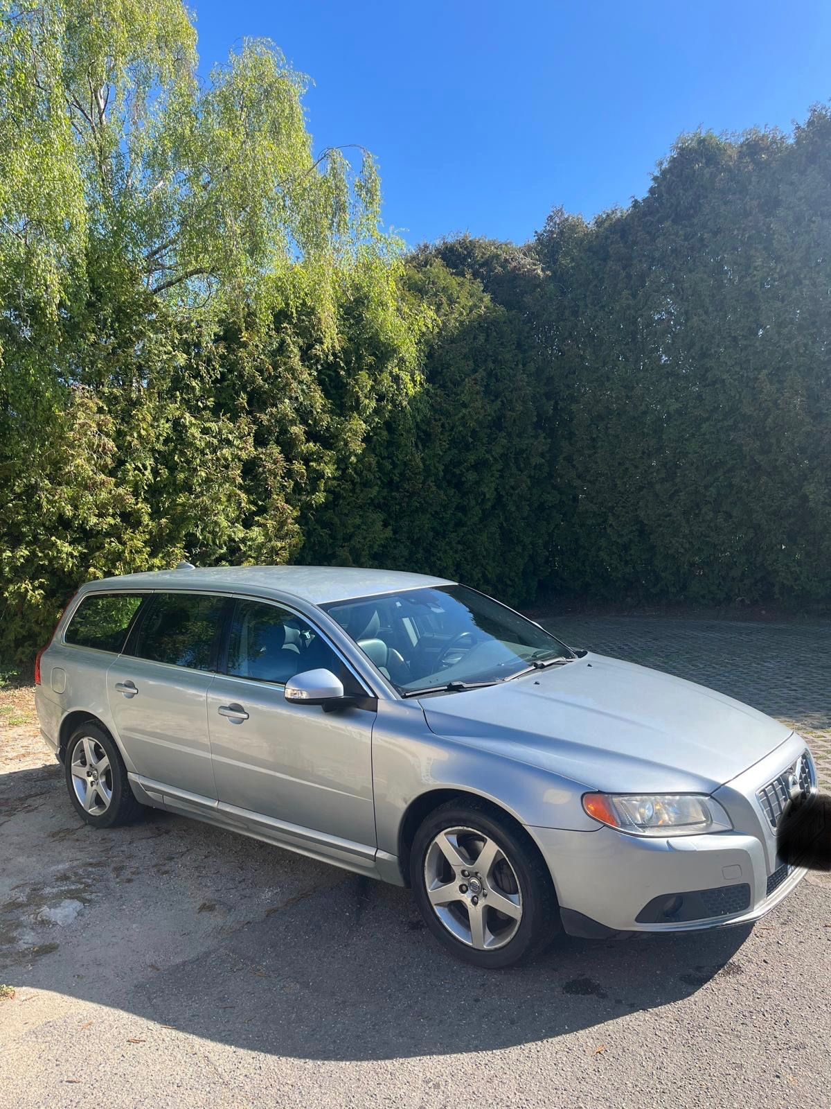 Volvo V70, Velmi dobry stav, spolehlive - fotka 4