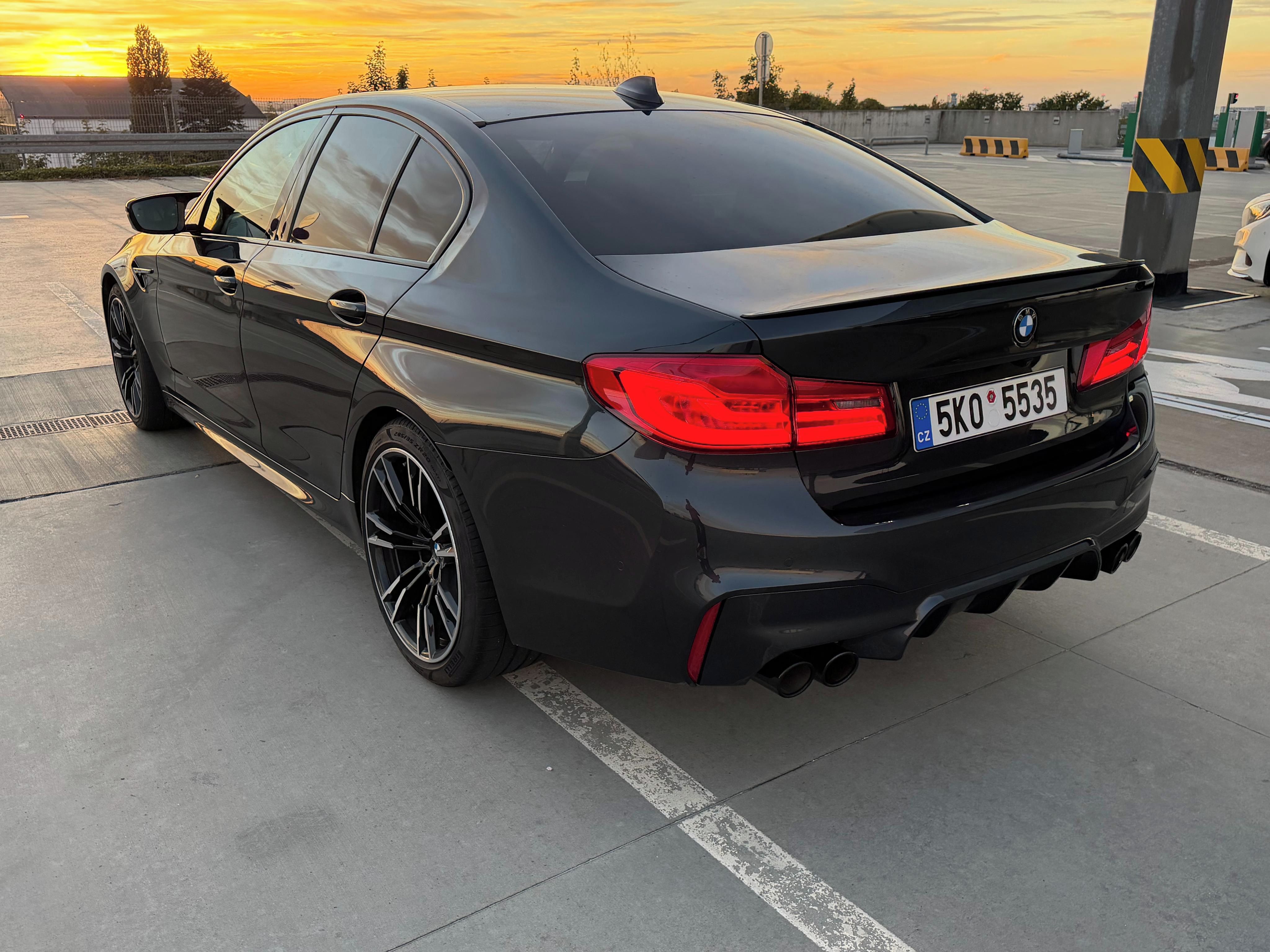 BMW M5, NEBOURANÉ , ZÁRUKA . - fotka 4