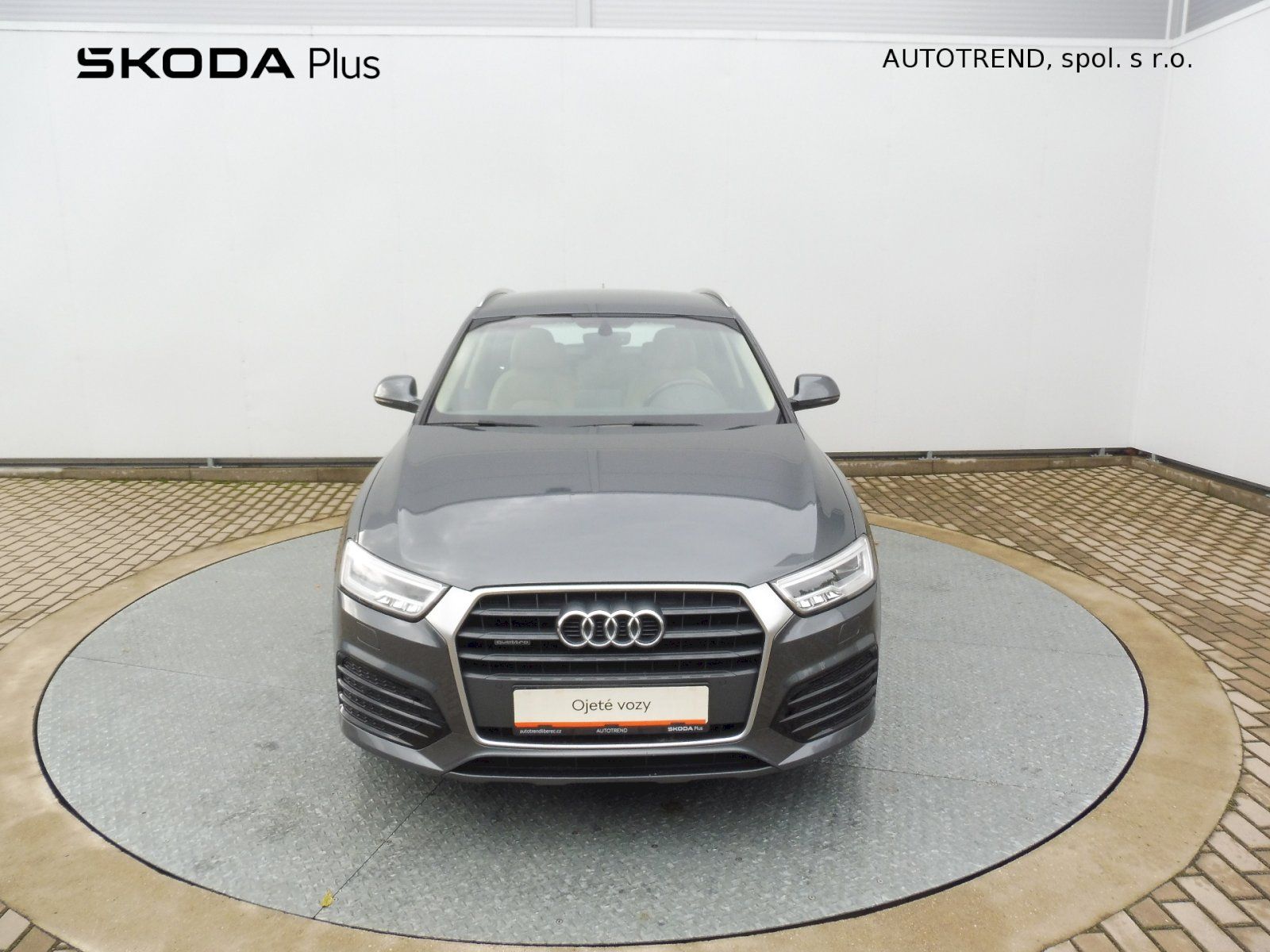 Audi Q3, 2,0 TDI 135kW quattro S tronic - fotka 4