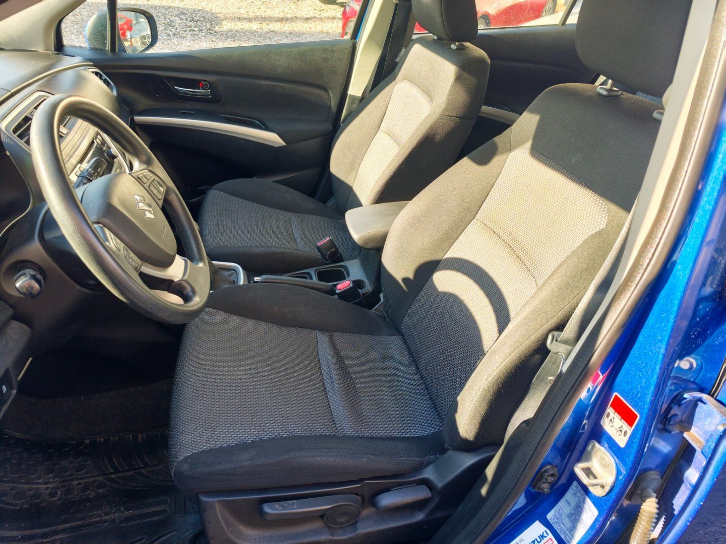 Suzuki SX4, 1.6i - fotka 6