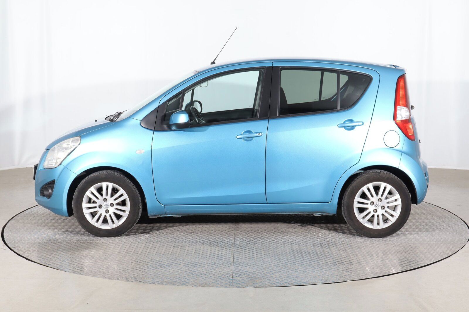 Suzuki Splash, 1.2 16V, Serv.kniha - fotka 3