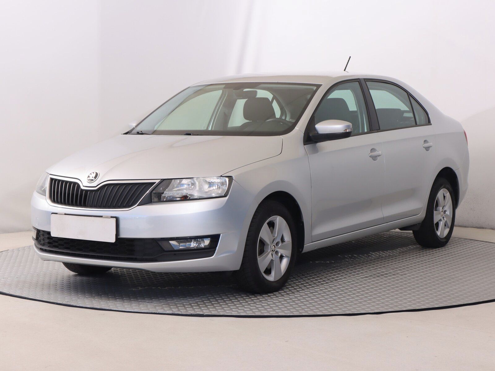 Škoda Rapid, 1.0 TSI, Automat, Serv.kniha - fotka 2