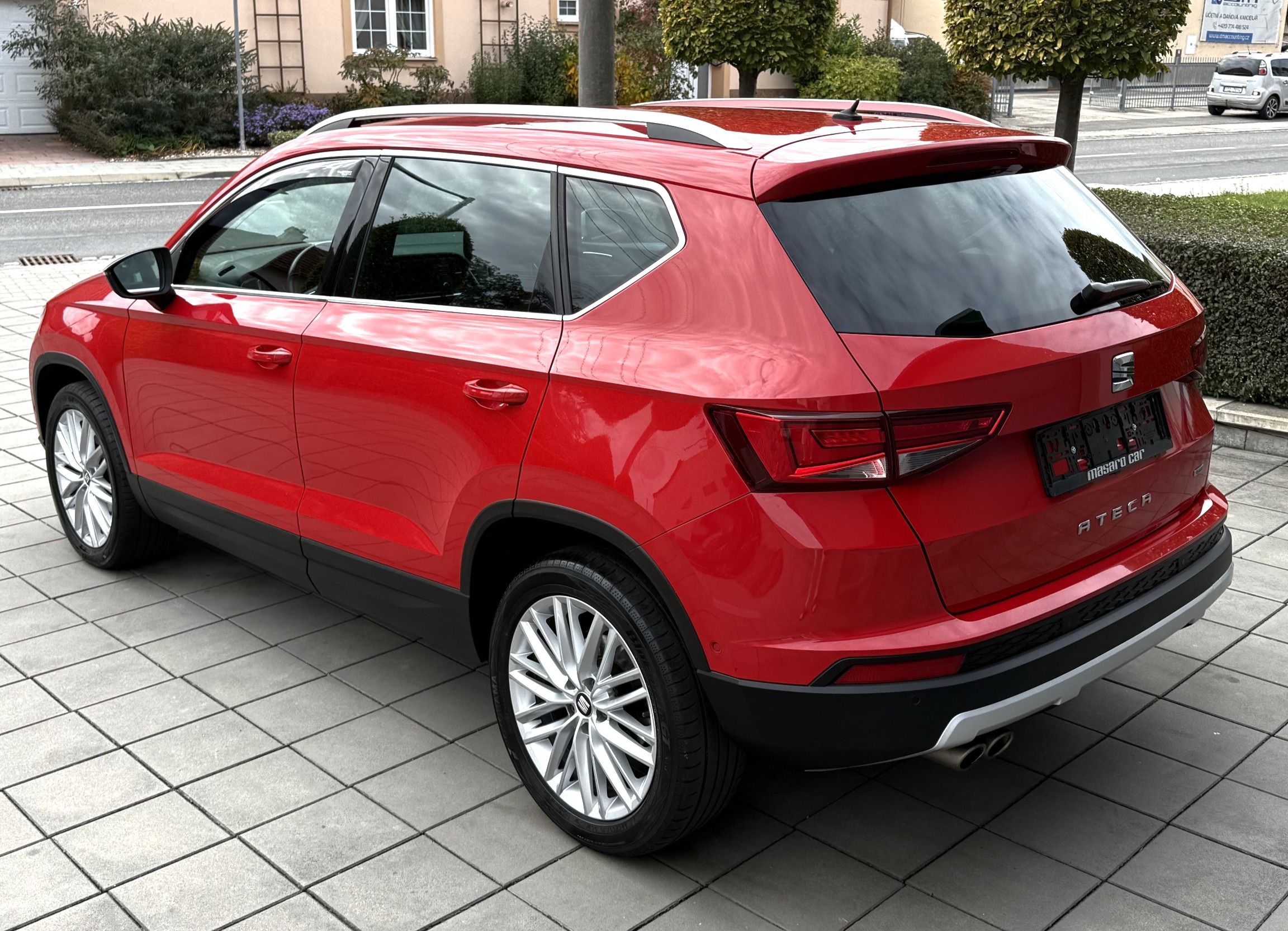 Seat Ateca, 2.0TDI,110kw,Xcellence,4Drive - fotka 5