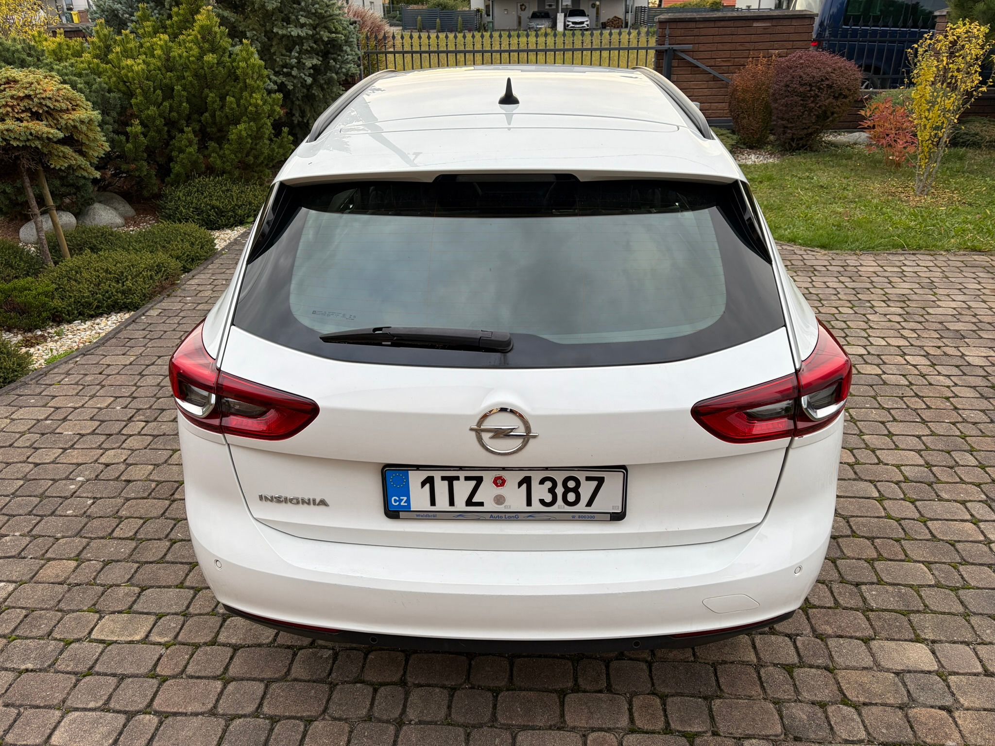 Opel Insignia, 2.0CDTI/125KW SPORTS TOURER - fotka 3