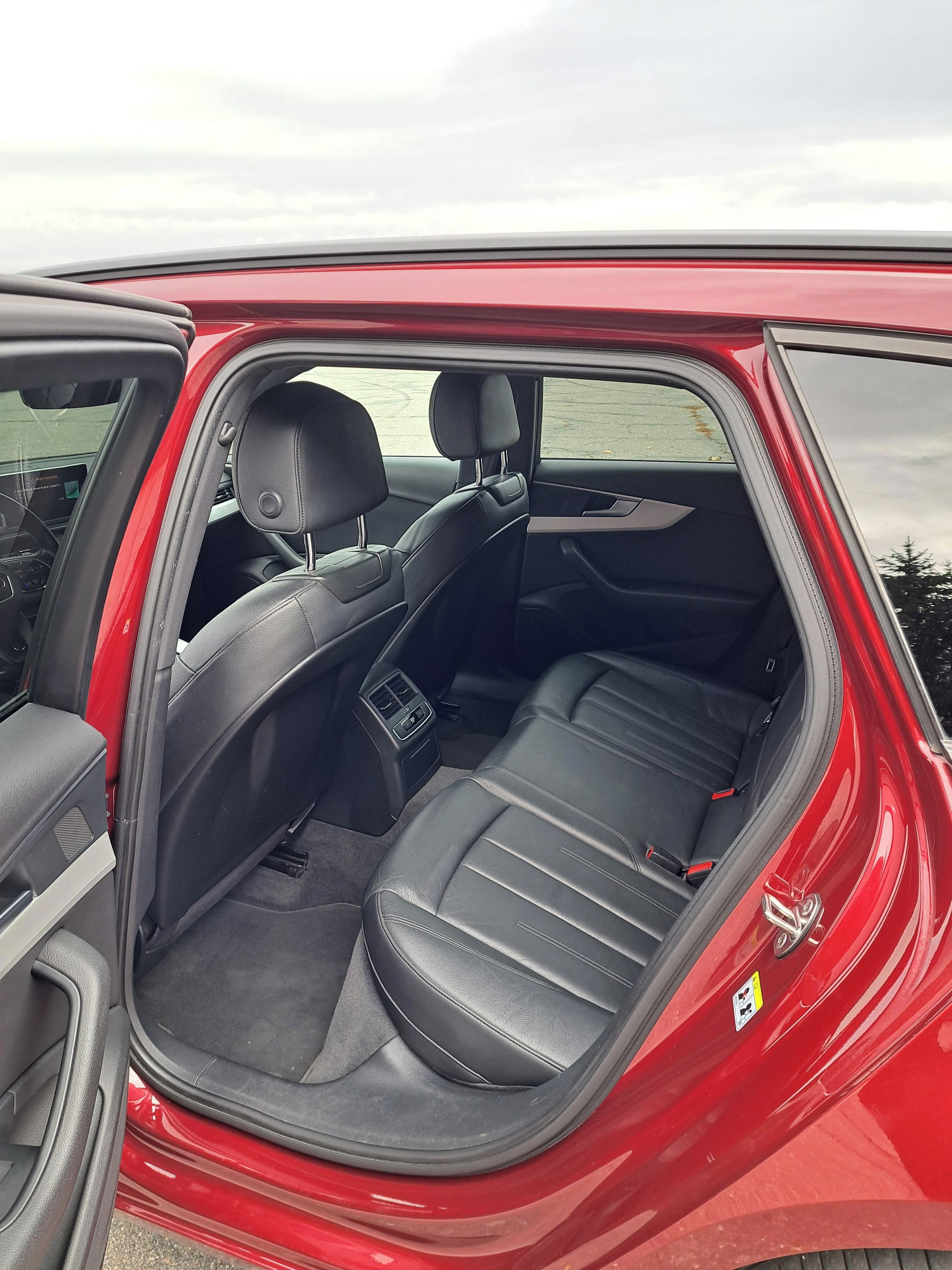 Audi A4 Avant, Audi A4 2.0 tdi 140 kw - fotka 6