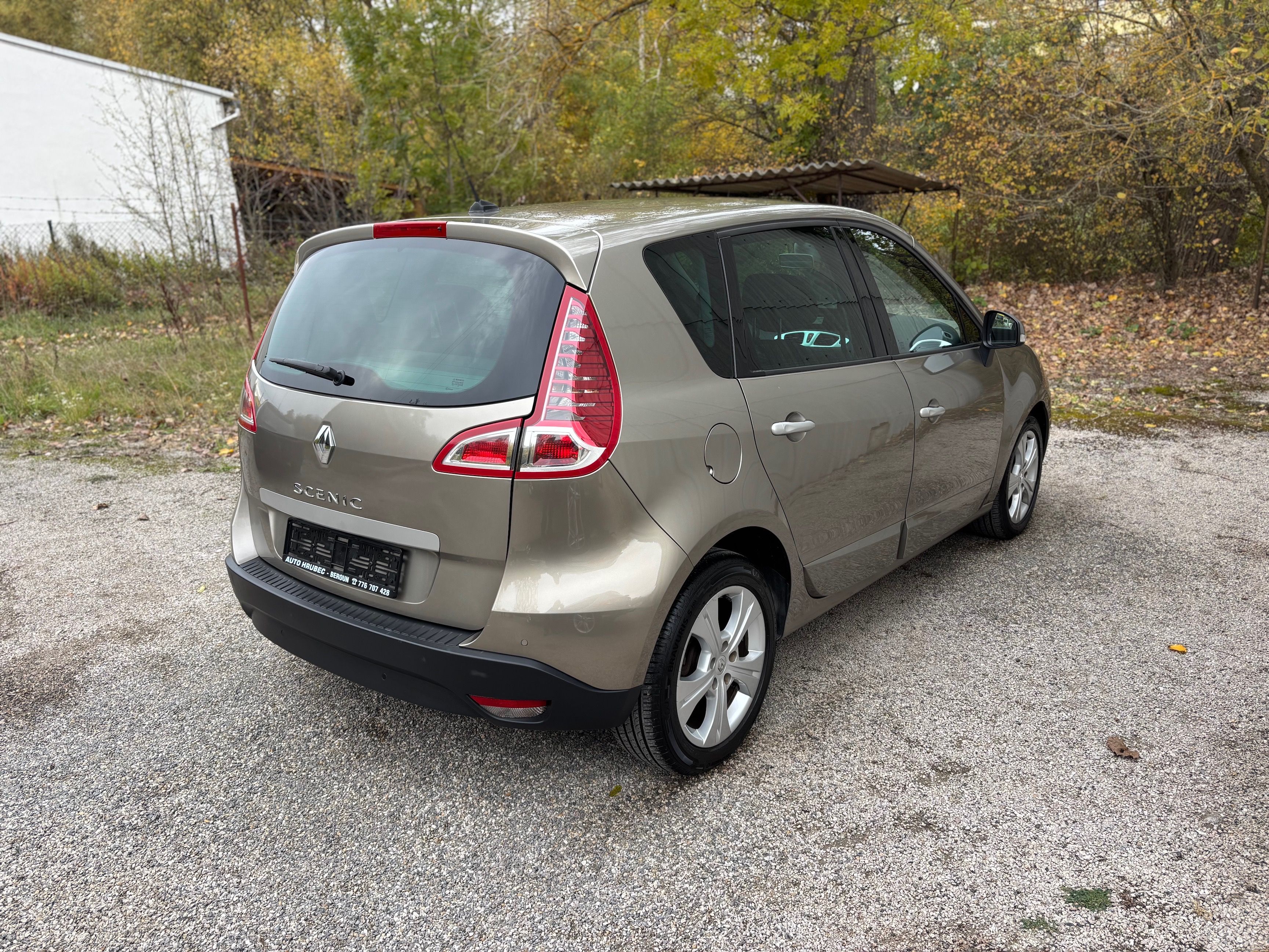 Renault Scénic, 1.6 81 kW PLNÝ SERVIS PĚKNÉ - fotka 6