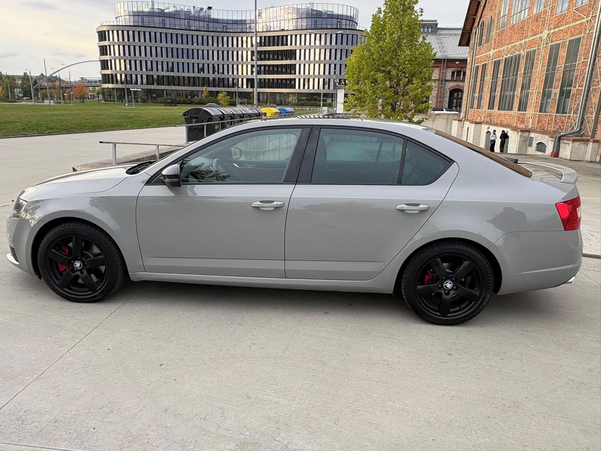 Škoda Octavia, Škoda Octavia III RS 2.0 TSI - fotka 3