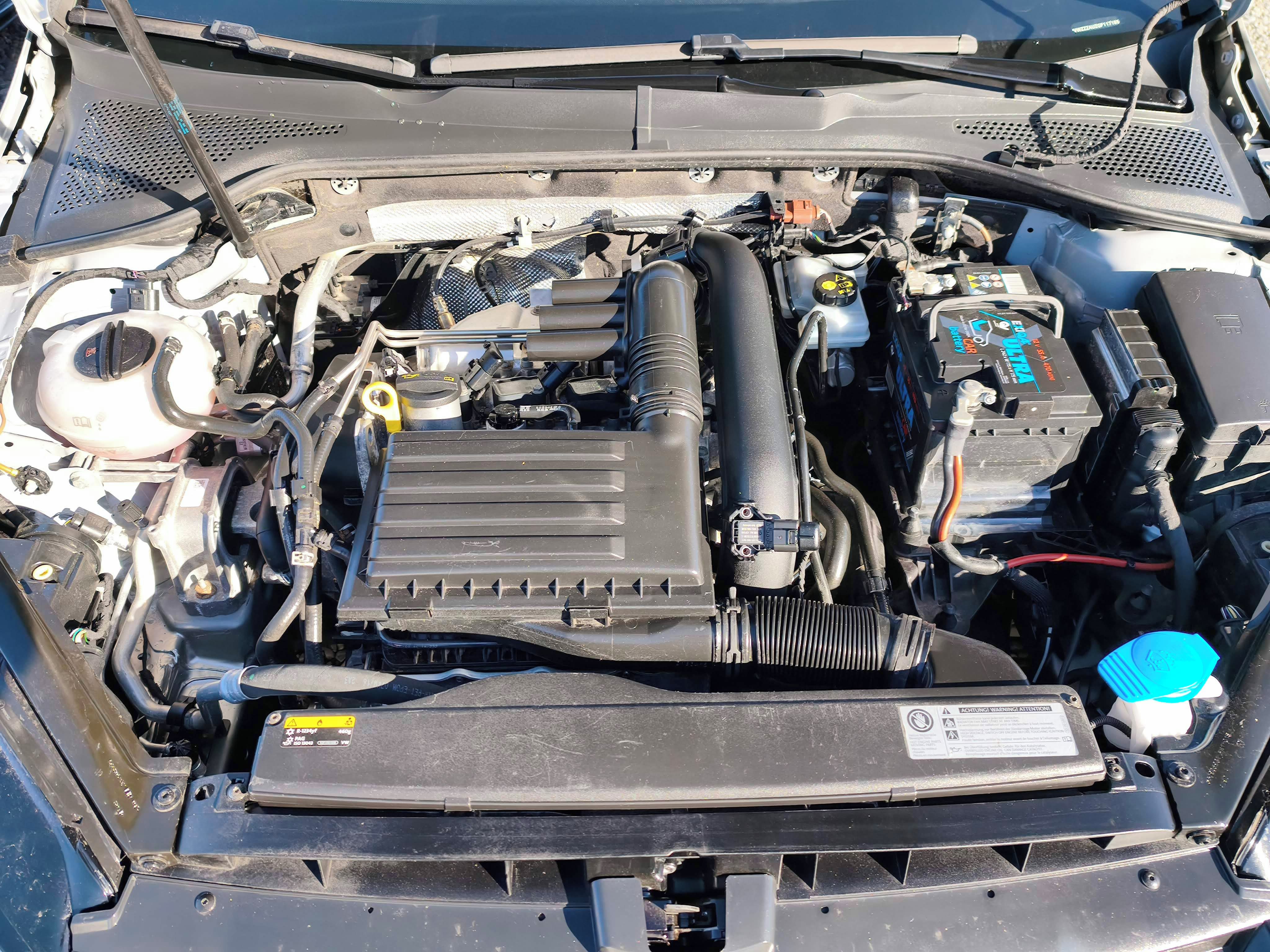 Volkswagen Golf - fotka 3