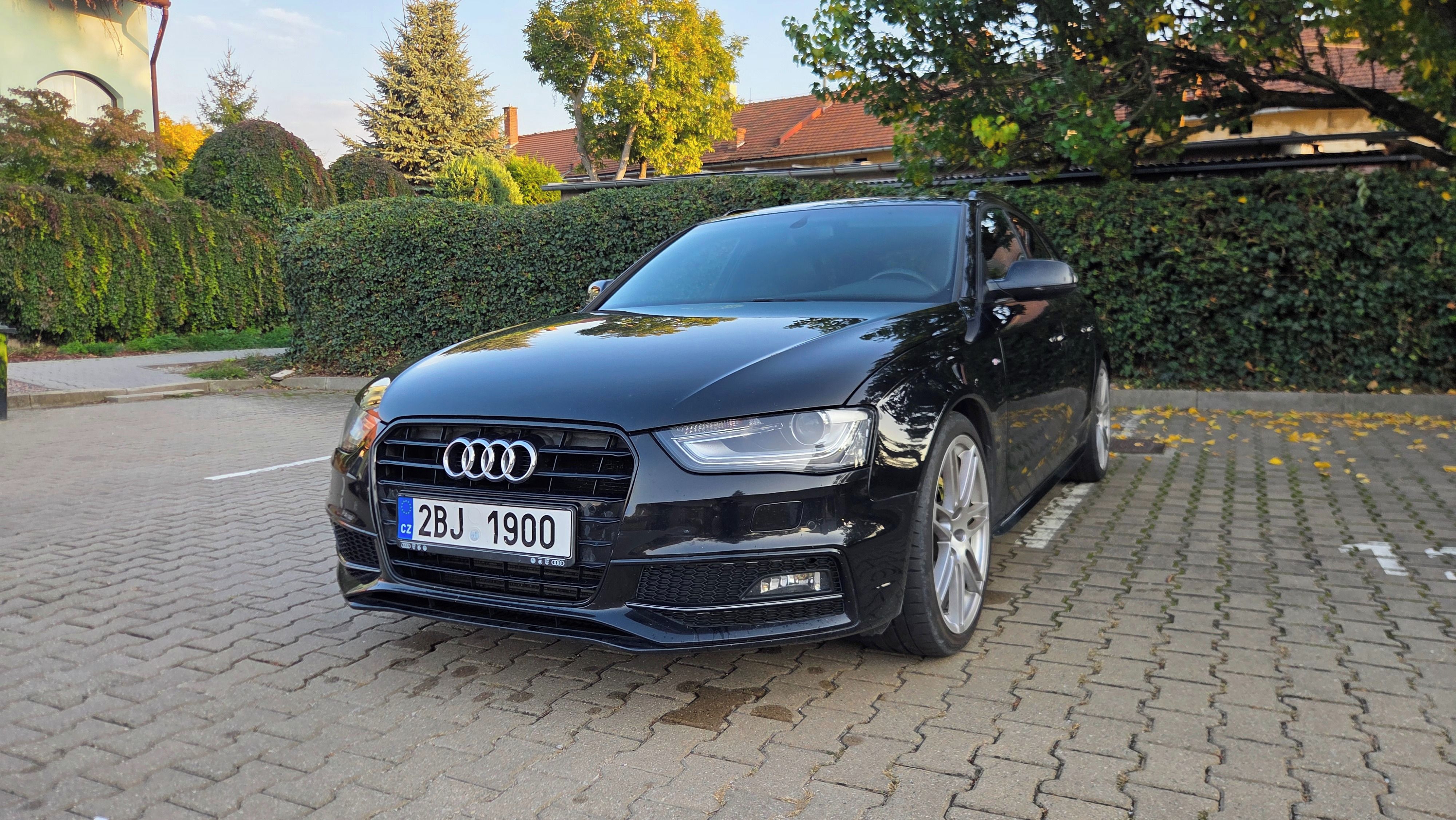 Audi A4 Avant, Audi A4 2.0 TDI 130kw 3xSline - fotka 4