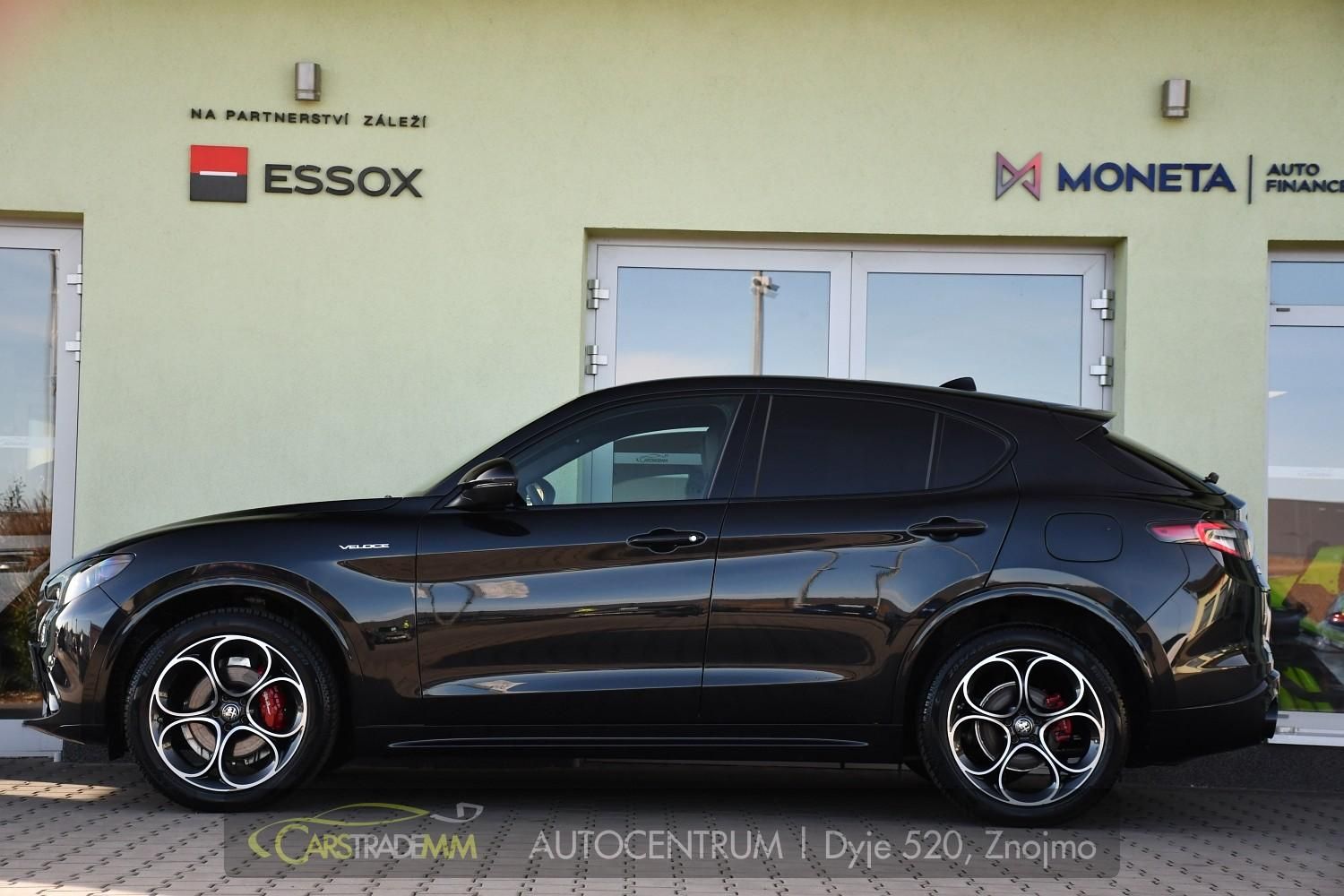 Alfa Romeo Stelvio, 2,2 D 16V 210k Veloce AT8-Q4 - fotka 2