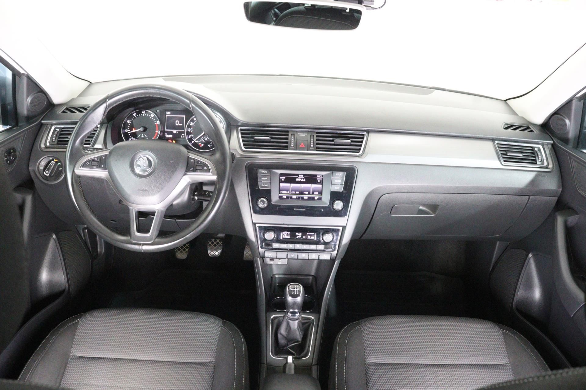 Škoda Rapid, STYLE 1,2 TSI 81 kW - fotka 5