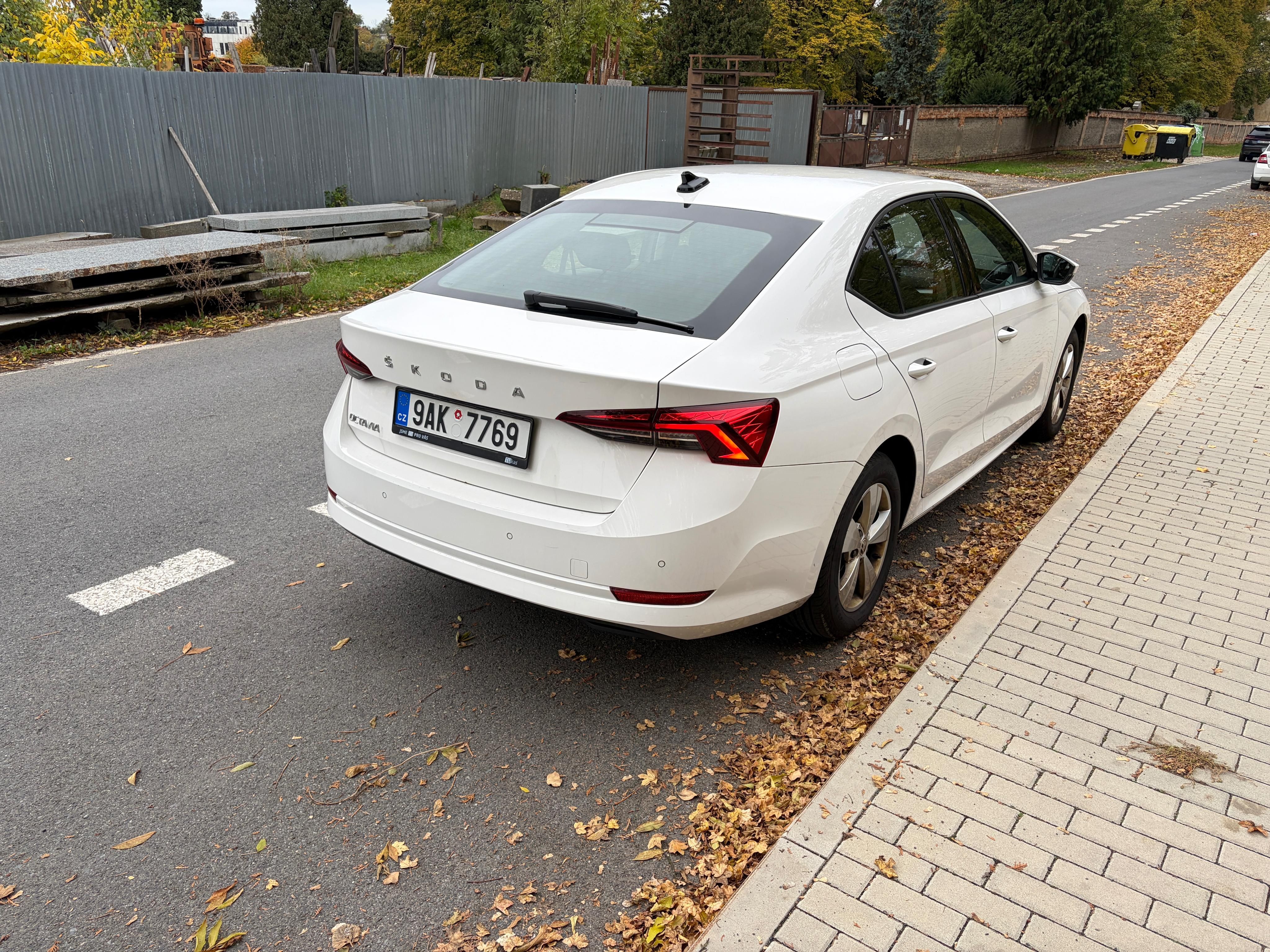 Škoda Octavia, 1.0 TSI Active - fotka 4