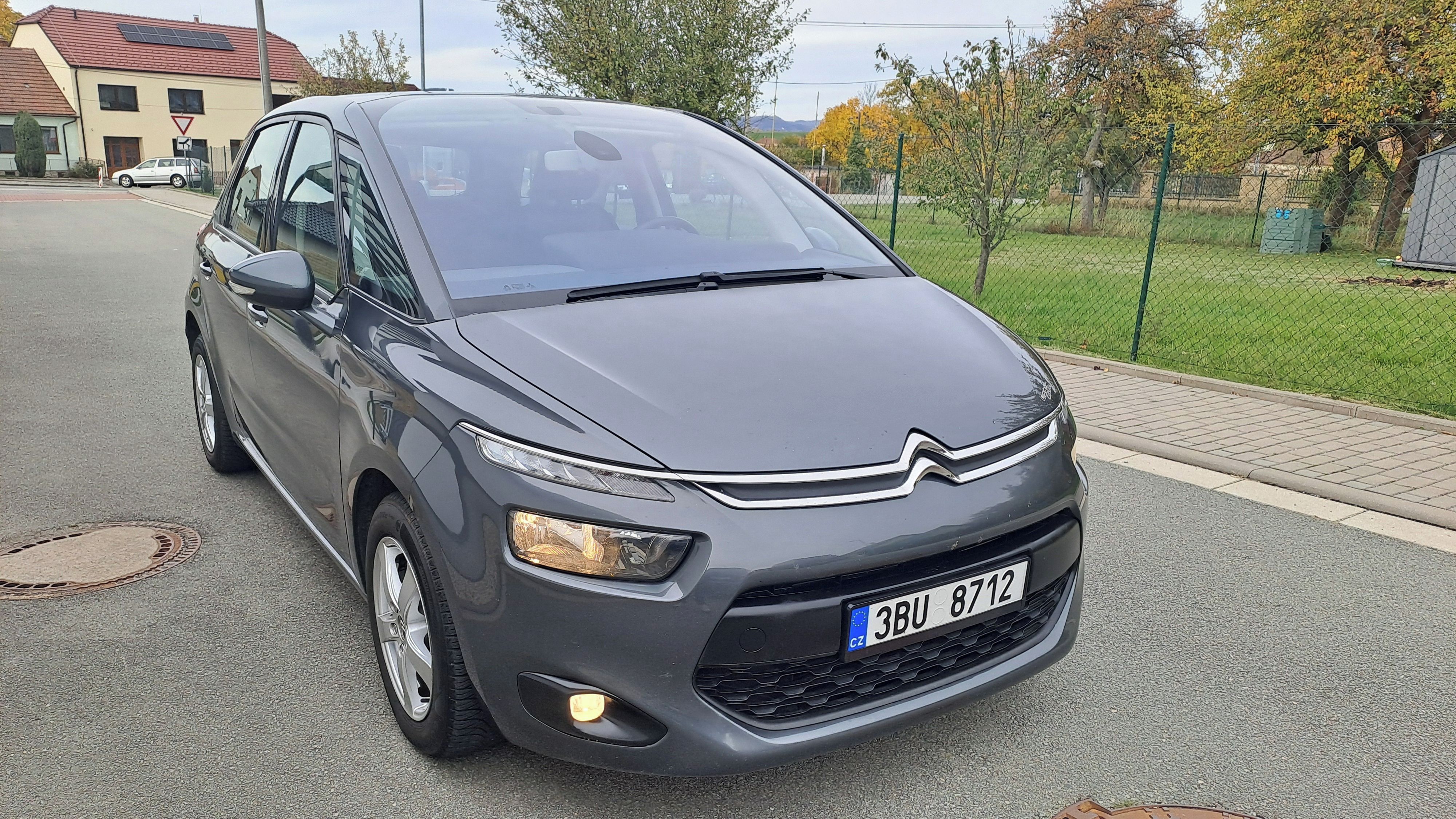 Citroën C4 Picasso, 1,6 HDI,VELMI HEZKÝ,NOVÉ PNEU - fotka 6
