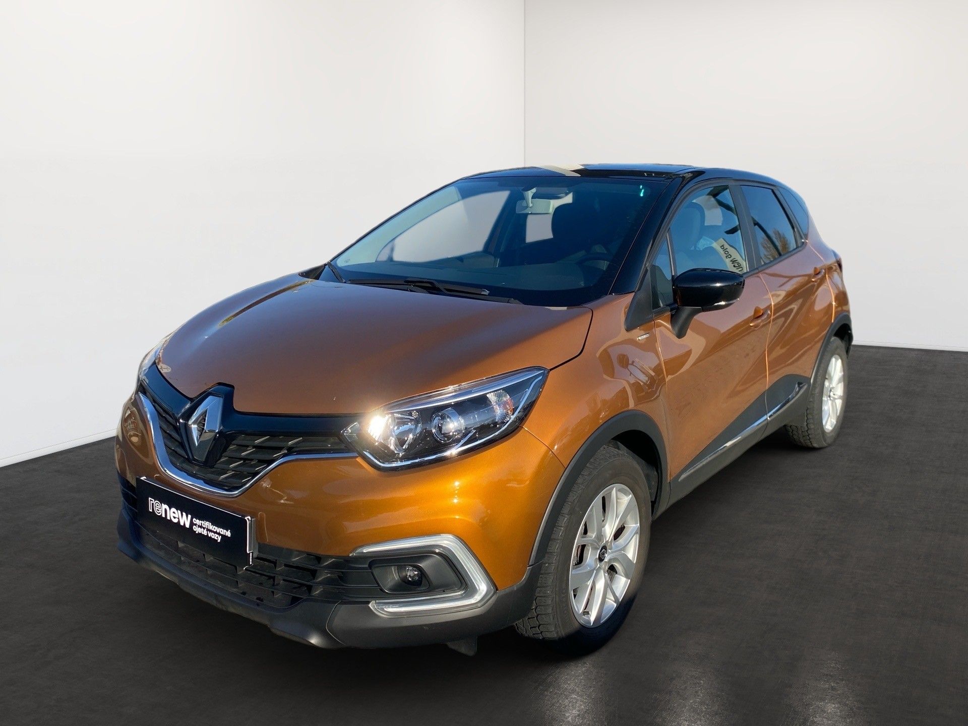 Renault Captur, Limited TCe 130 - fotka 2