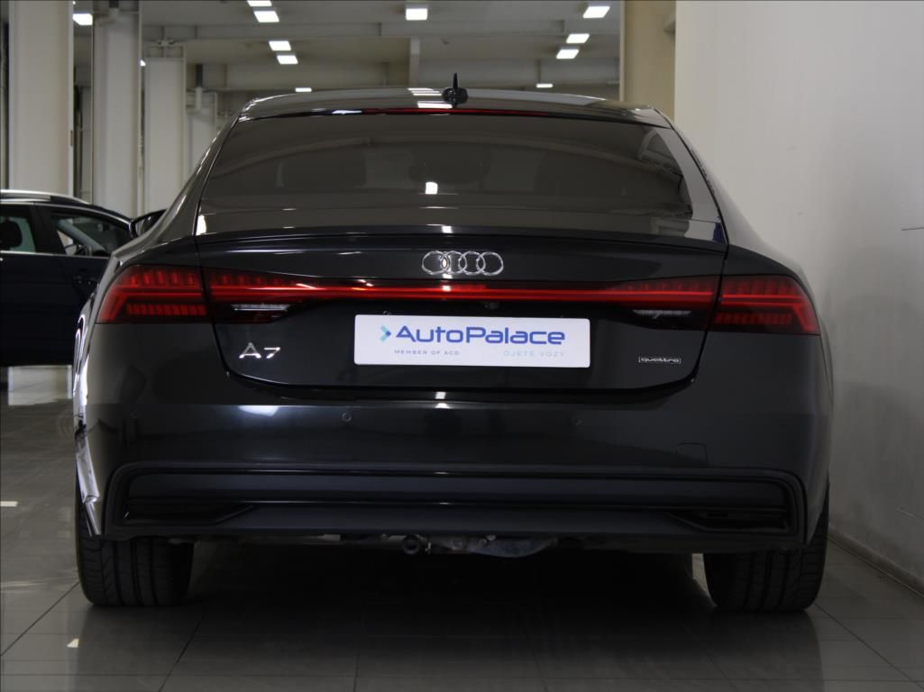 Audi A7, 3,0 50TDi S-line Pano.B&O.Pamě - fotka 4