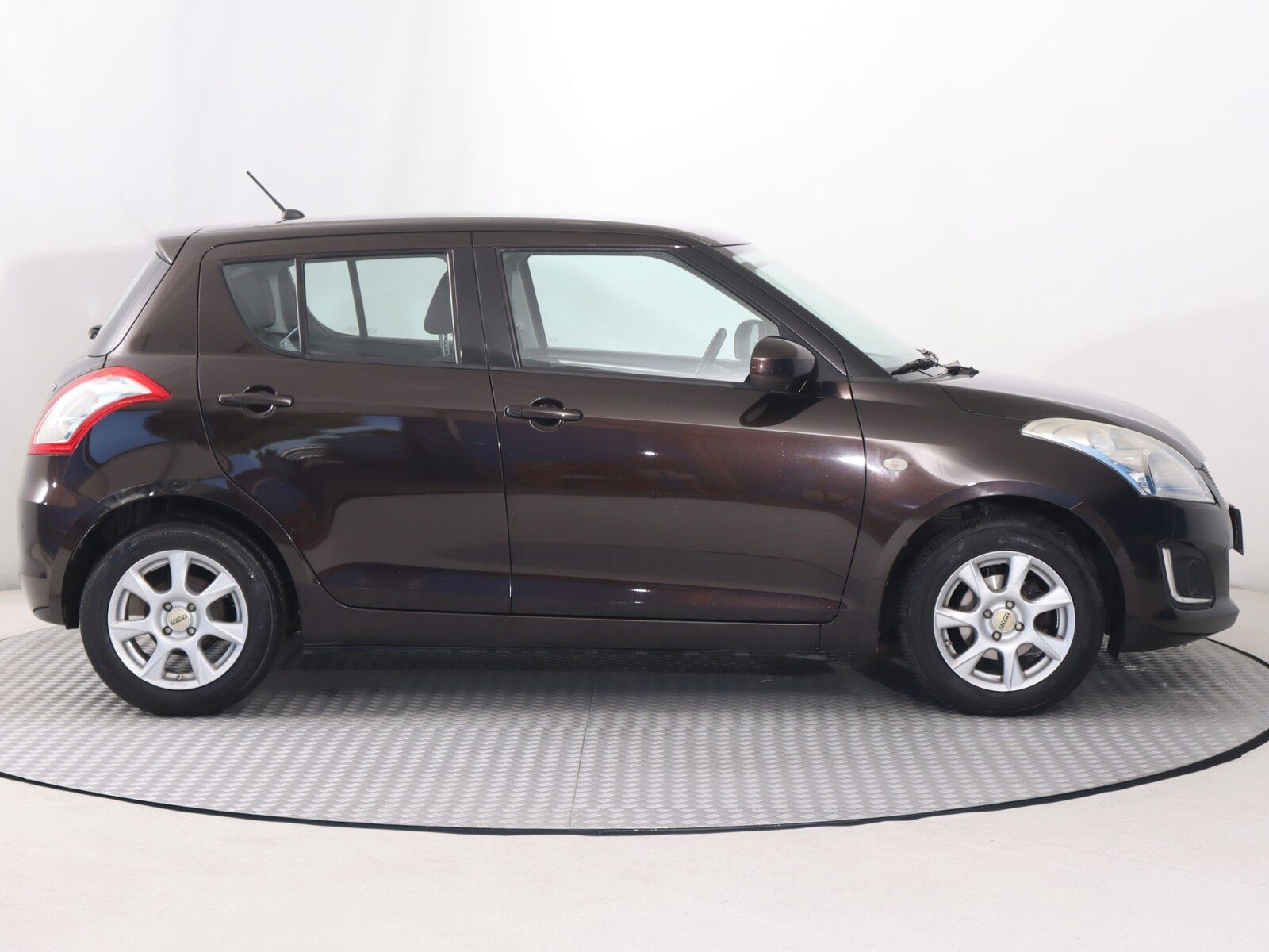Suzuki Swift, 1.2, Serv.kniha - fotka 6