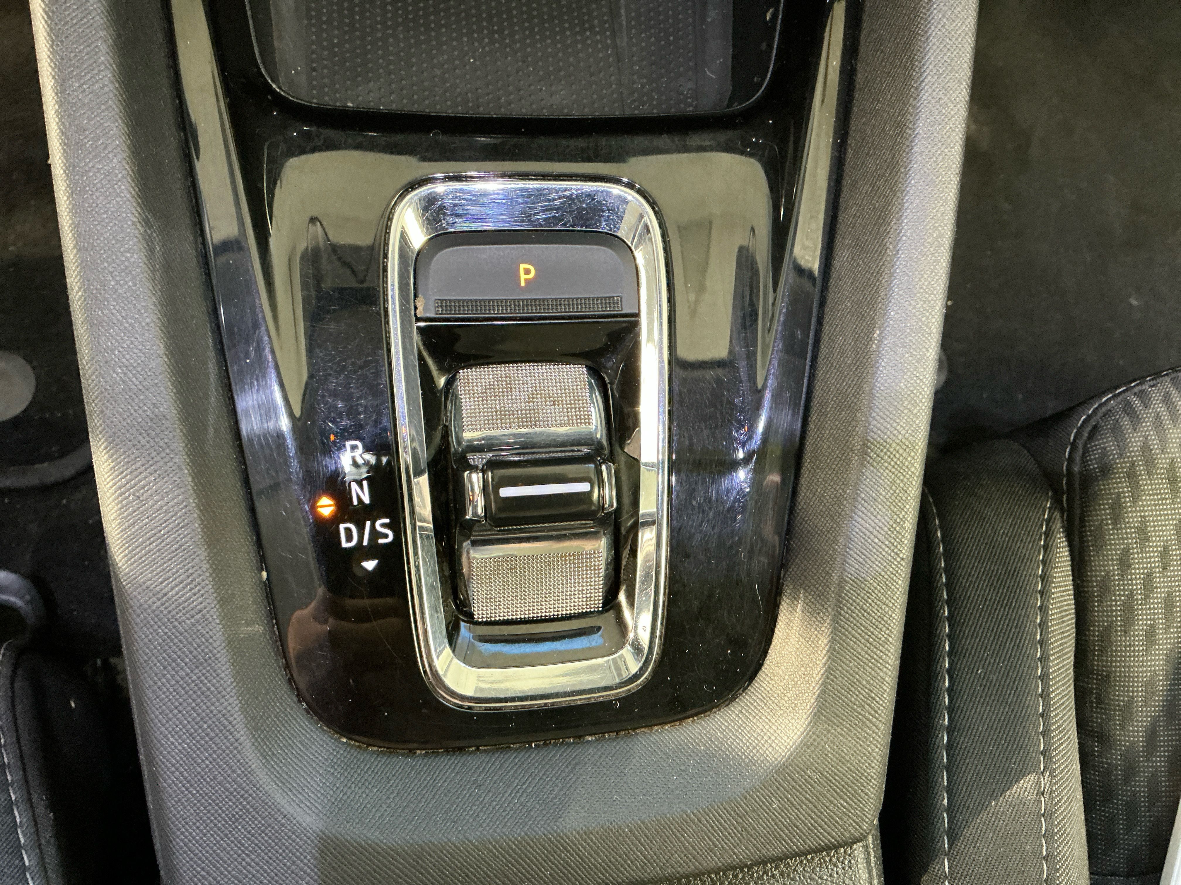 Škoda Octavia, 2.0 TDi 110kw DSG Style Plus - fotka 4