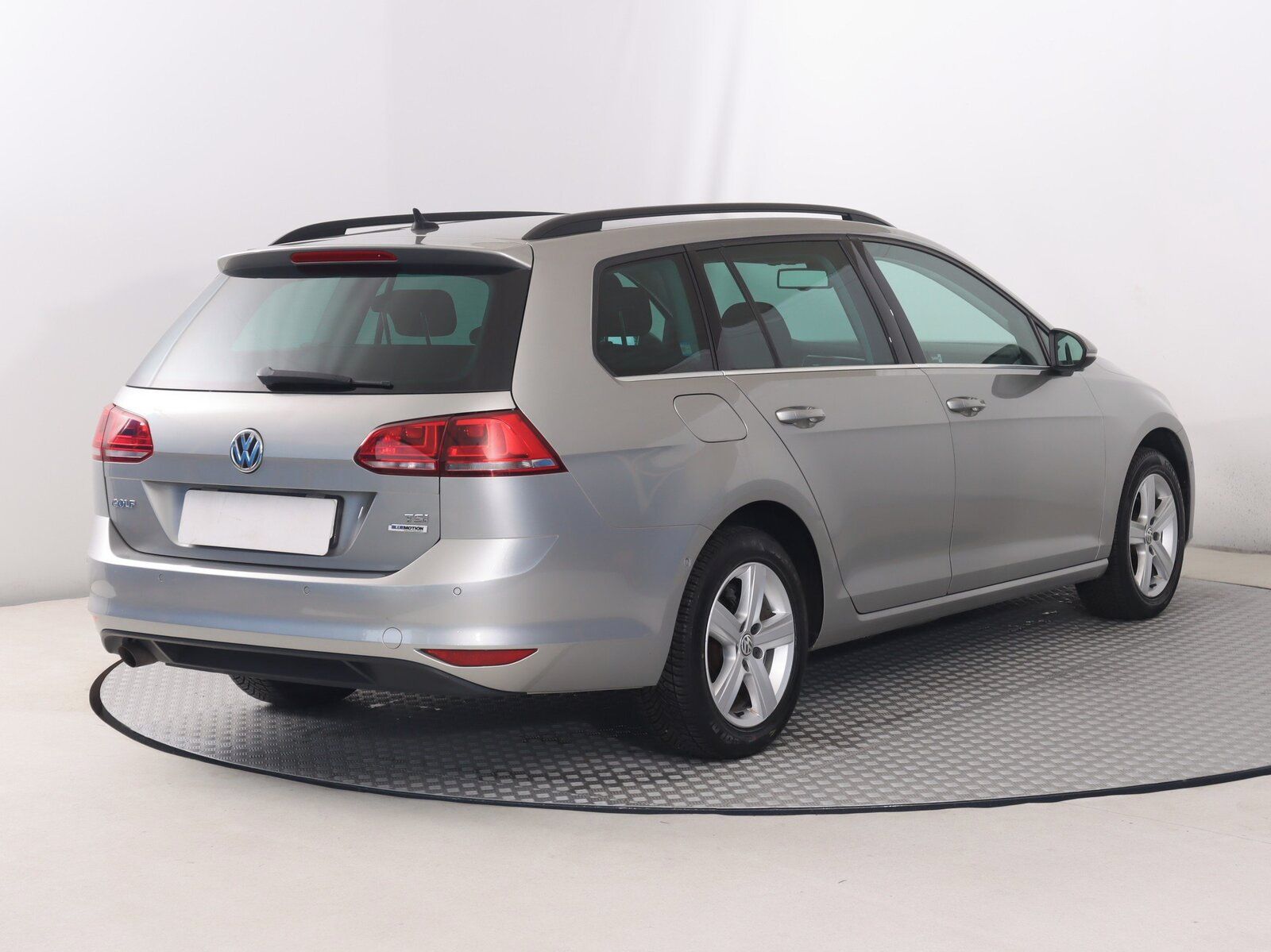Volkswagen Golf, 1.2 TSI, Comfortline - fotka 5