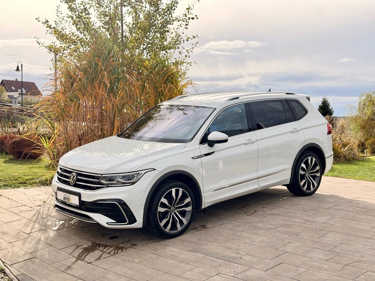 Volkswagen Tiguan Allspace, R-Line 147kW 1.maj|ČR|Tažný
