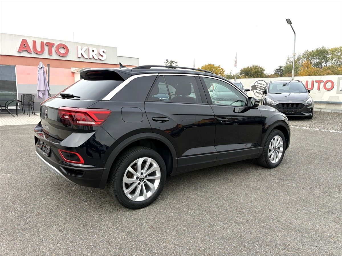 Volkswagen T-Roc, 1,0 TSi 81KW LED,CarPlay,Navi, - fotka 4