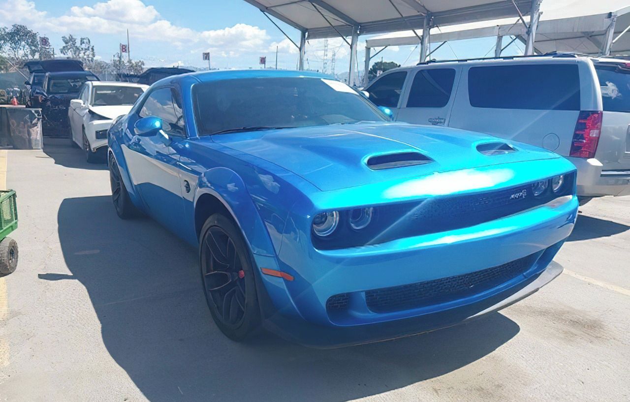 Dodge Challenger, Auto na cestě - fotka 2