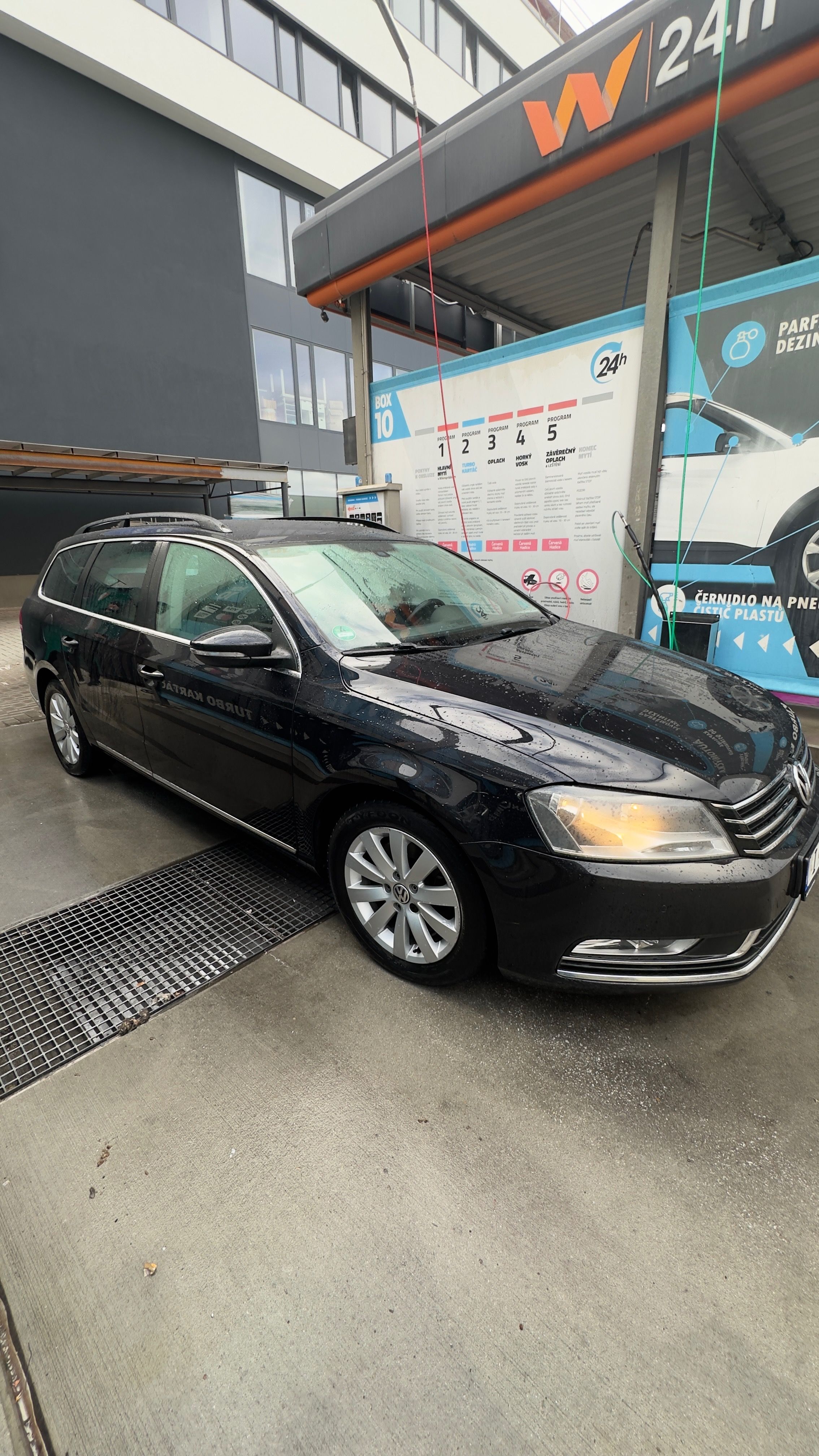 Volkswagen Passat, VOLKSWAGEN PASSAT 2.0 tdi - fotka 2
