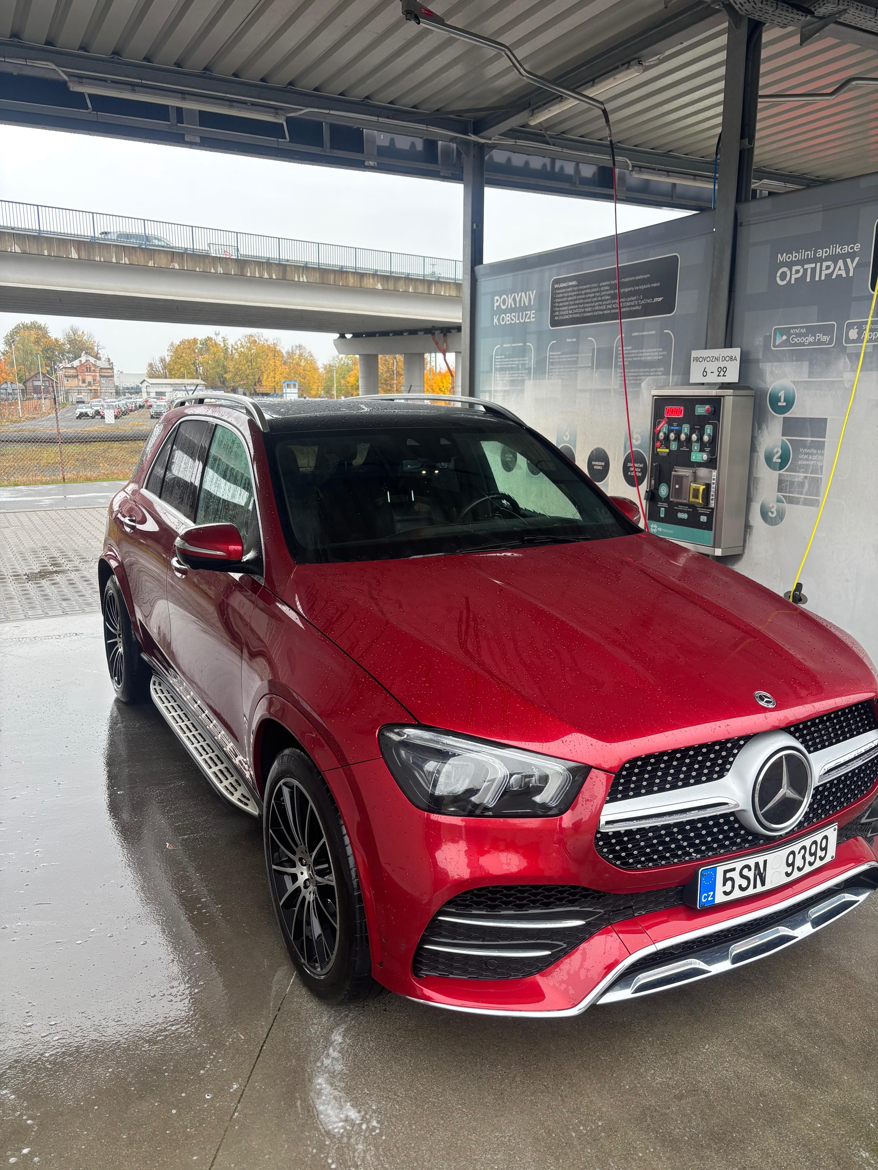 Mercedes-Benz GLE, Mercedes-Benz GLE 400d 4MATIC - fotka 3
