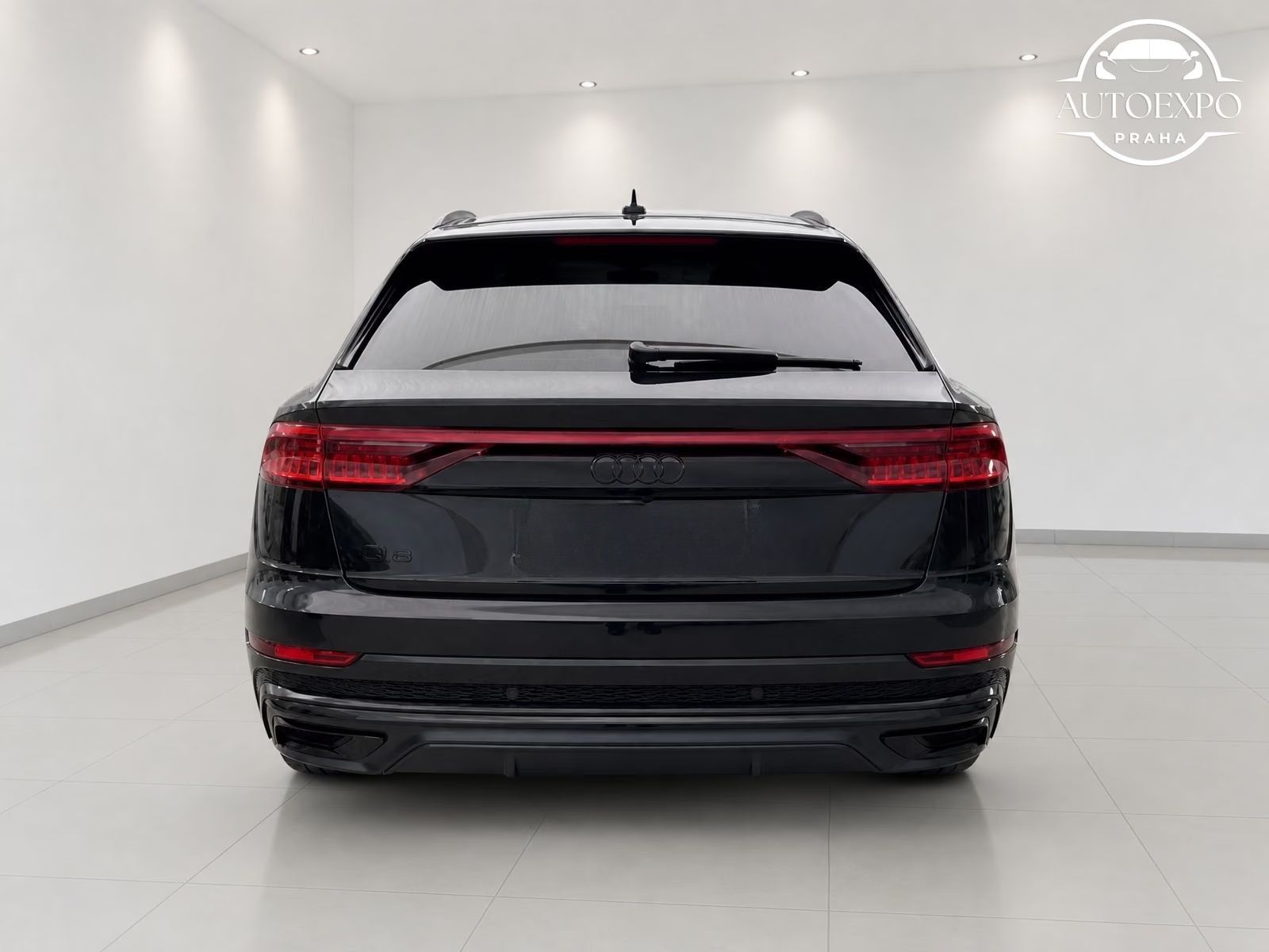 Audi Q8, 55 TFSI S Line Plus - fotka 4