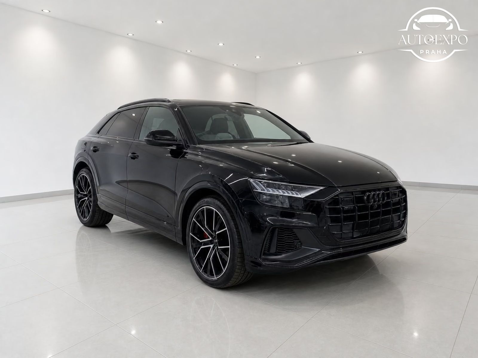 Audi Q8, 55 TFSI S Line Plus - fotka 5