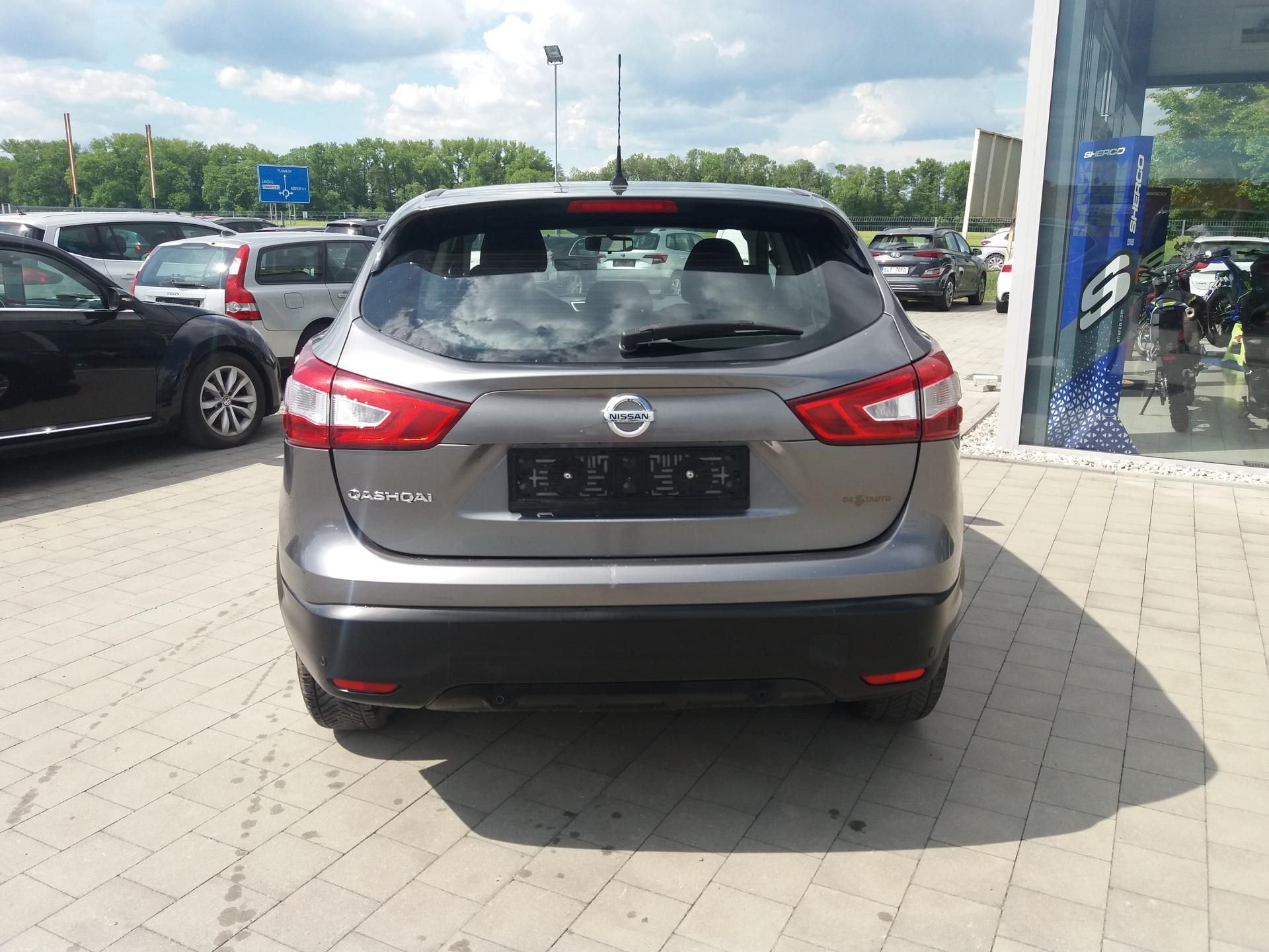 Nissan Qashqai, 1.2DIG-T,Klima,Servi.knížka - fotka 4