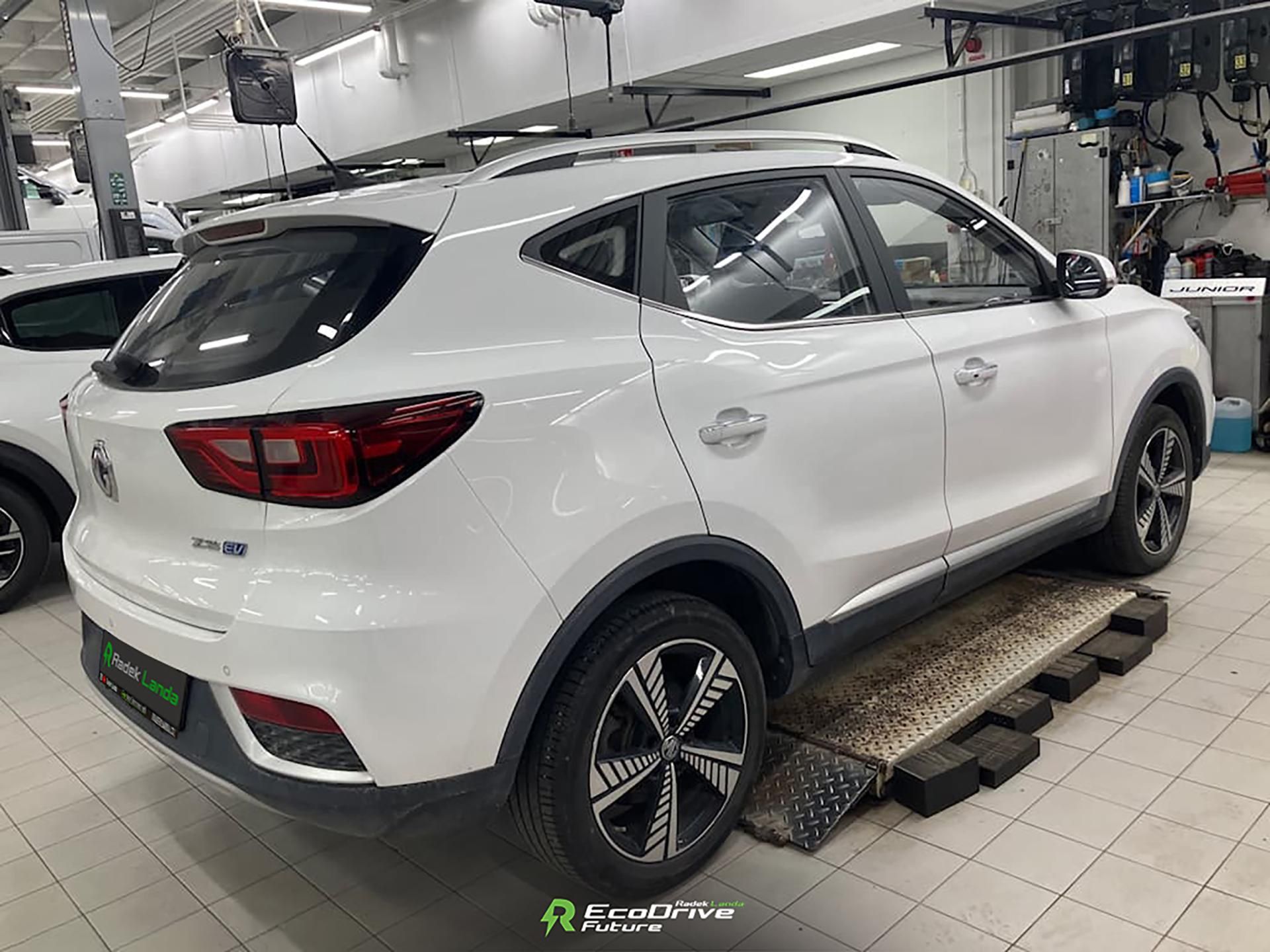 MG ZS, Luxury 44,5 kWh, FWD - fotka 5