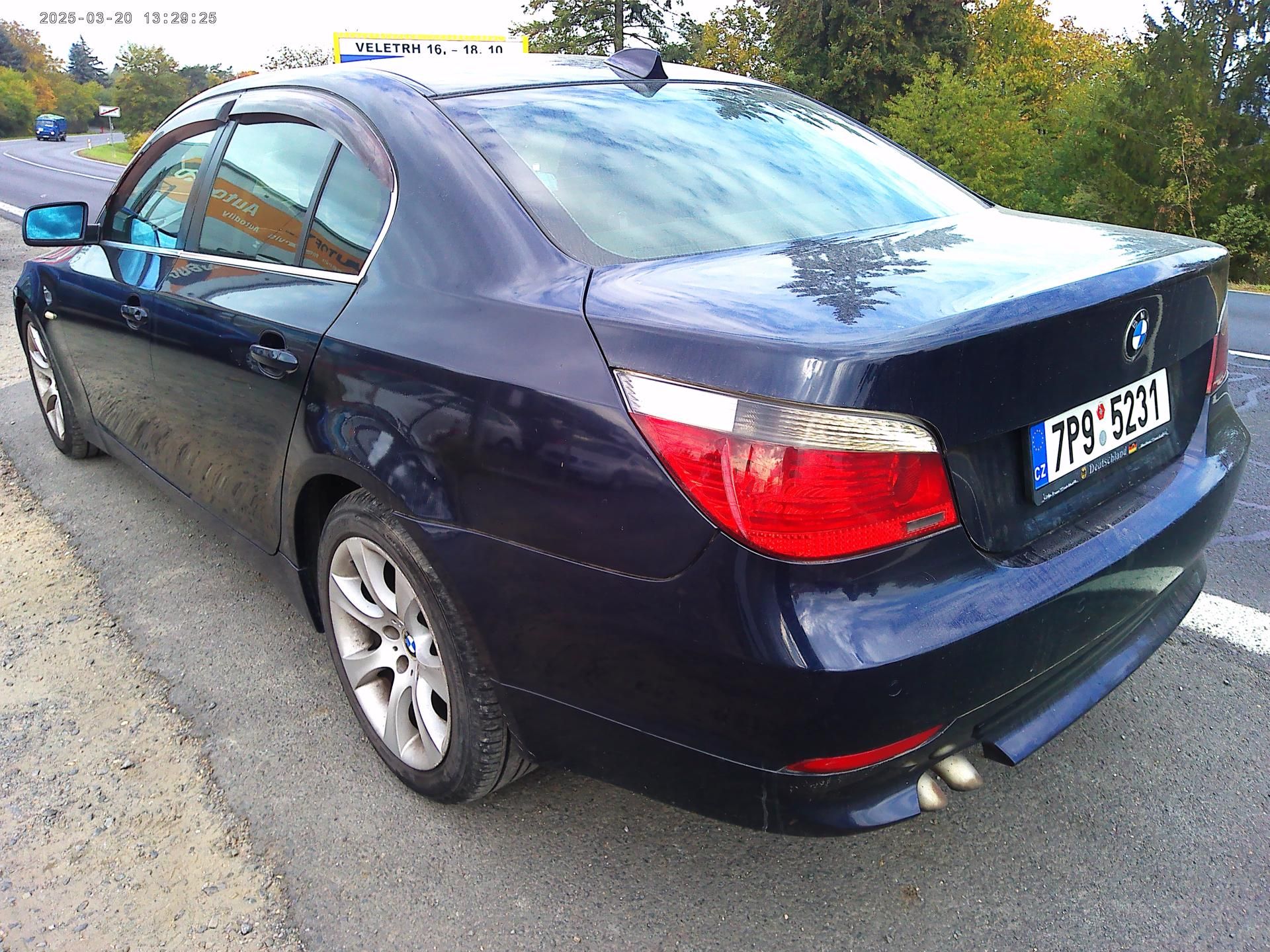 BMW Řada 5, 530 D, 160 kW, klimatizace - fotka 4