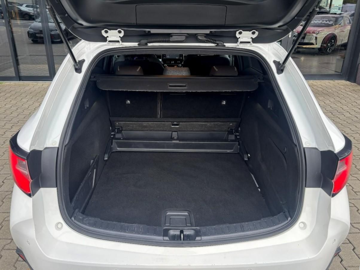 Toyota Corolla, TREK 2.0 Hyb. 132 kW - fotka 6